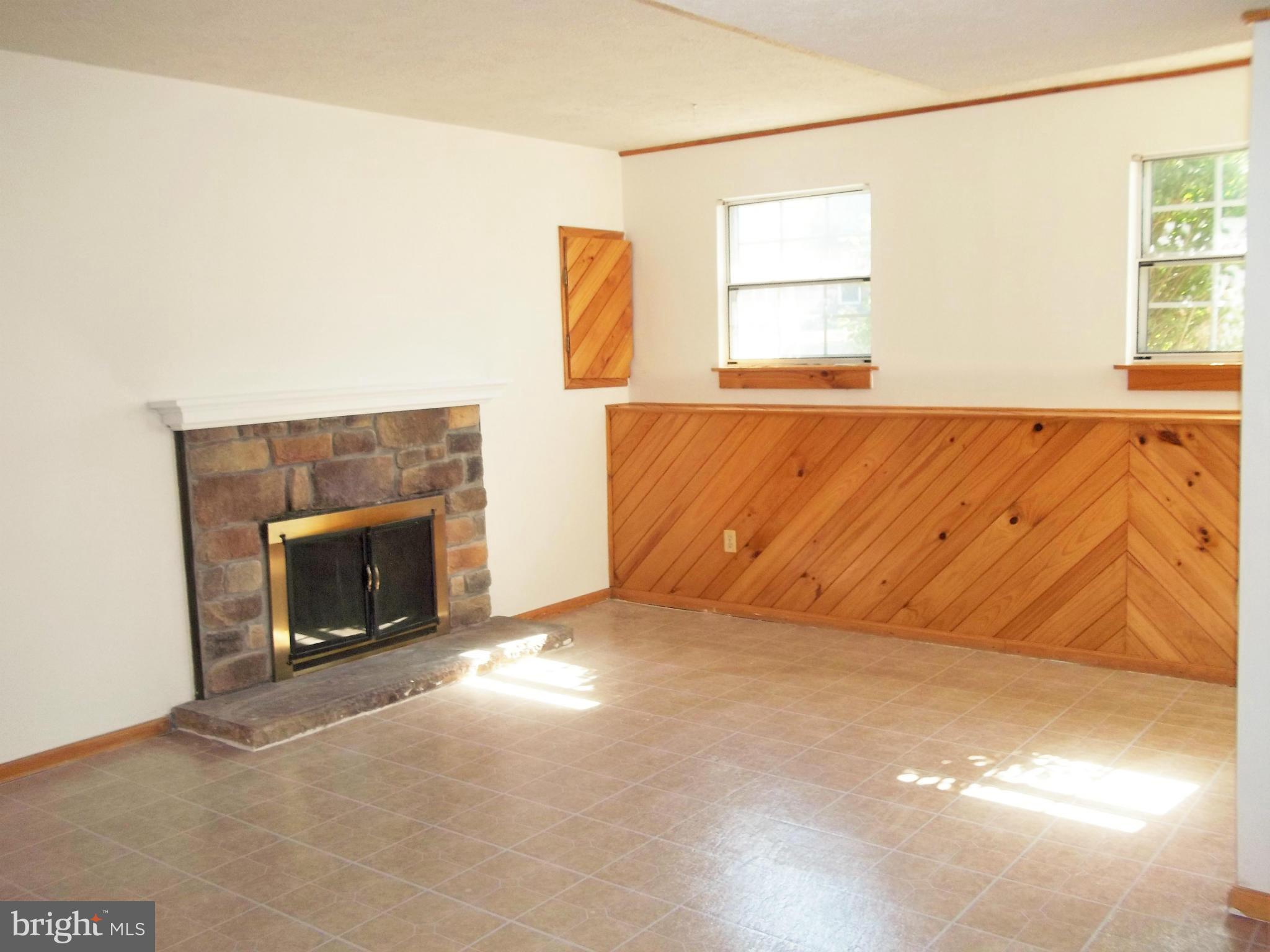 HILLSDALE - Residential