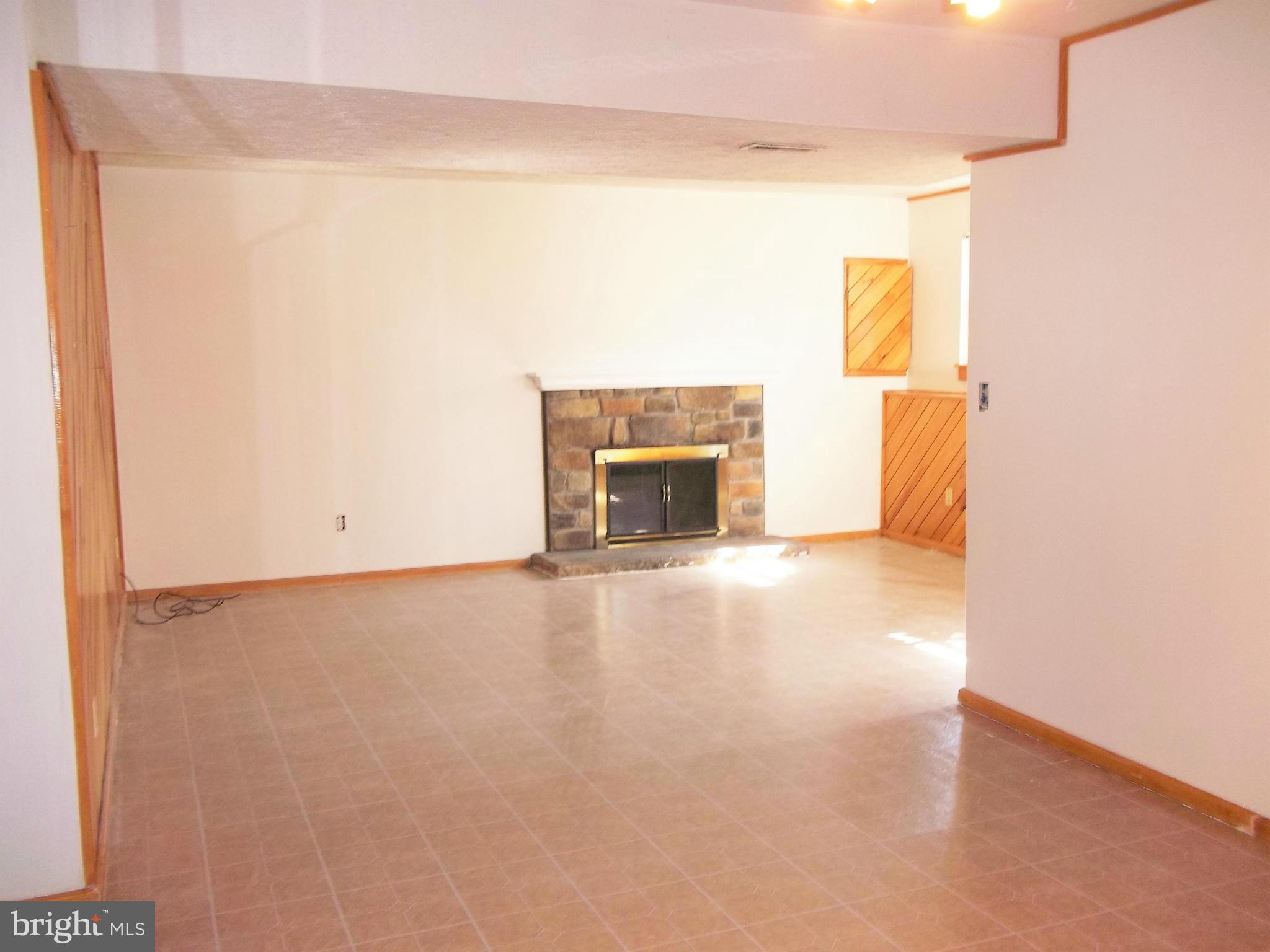 HILLSDALE - Residential