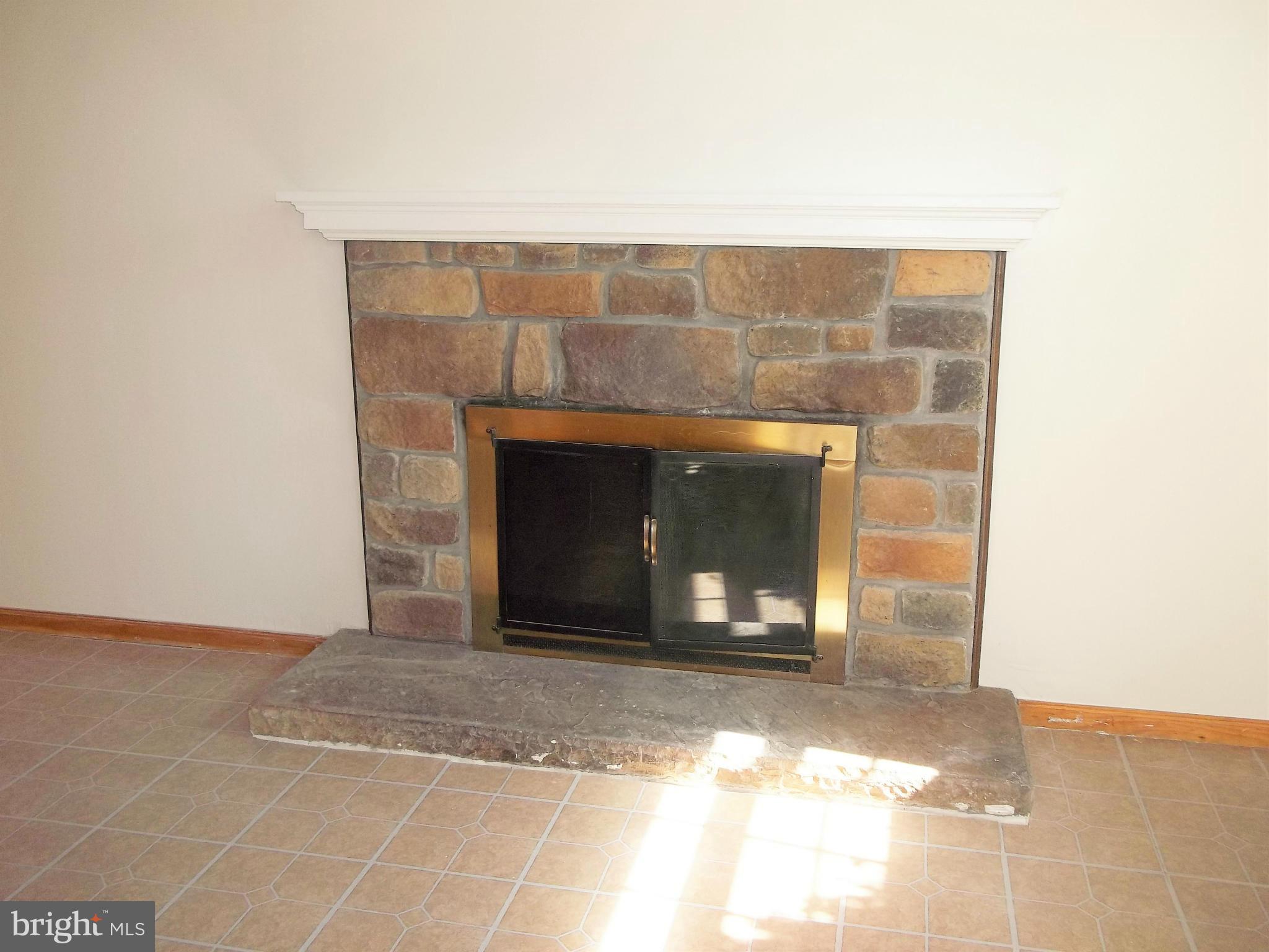 HILLSDALE - Residential