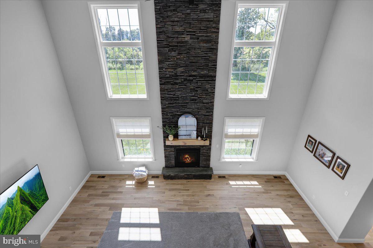 GREEN VALLEY CROSS - Residential