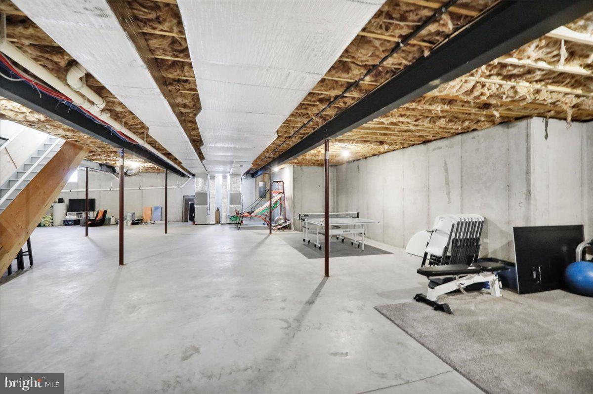 GREEN VALLEY CROSS - Residential