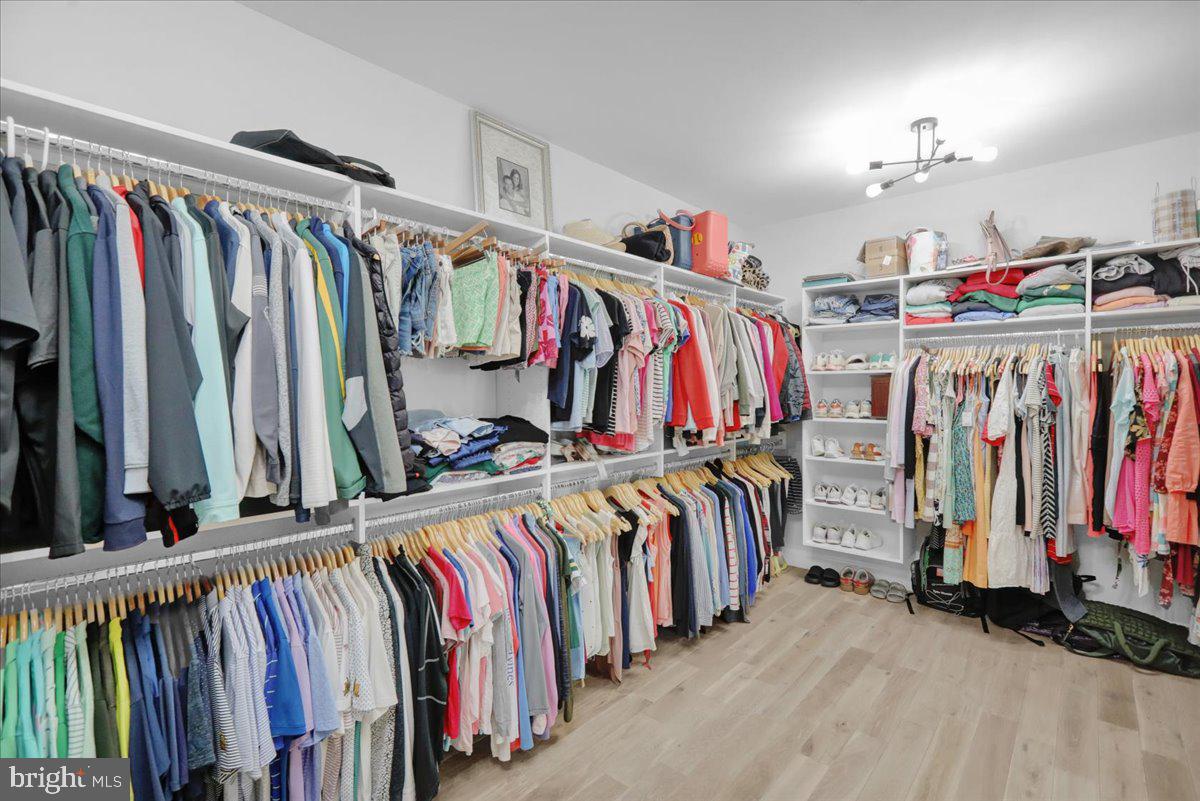 GREEN VALLEY CROSS - Residential