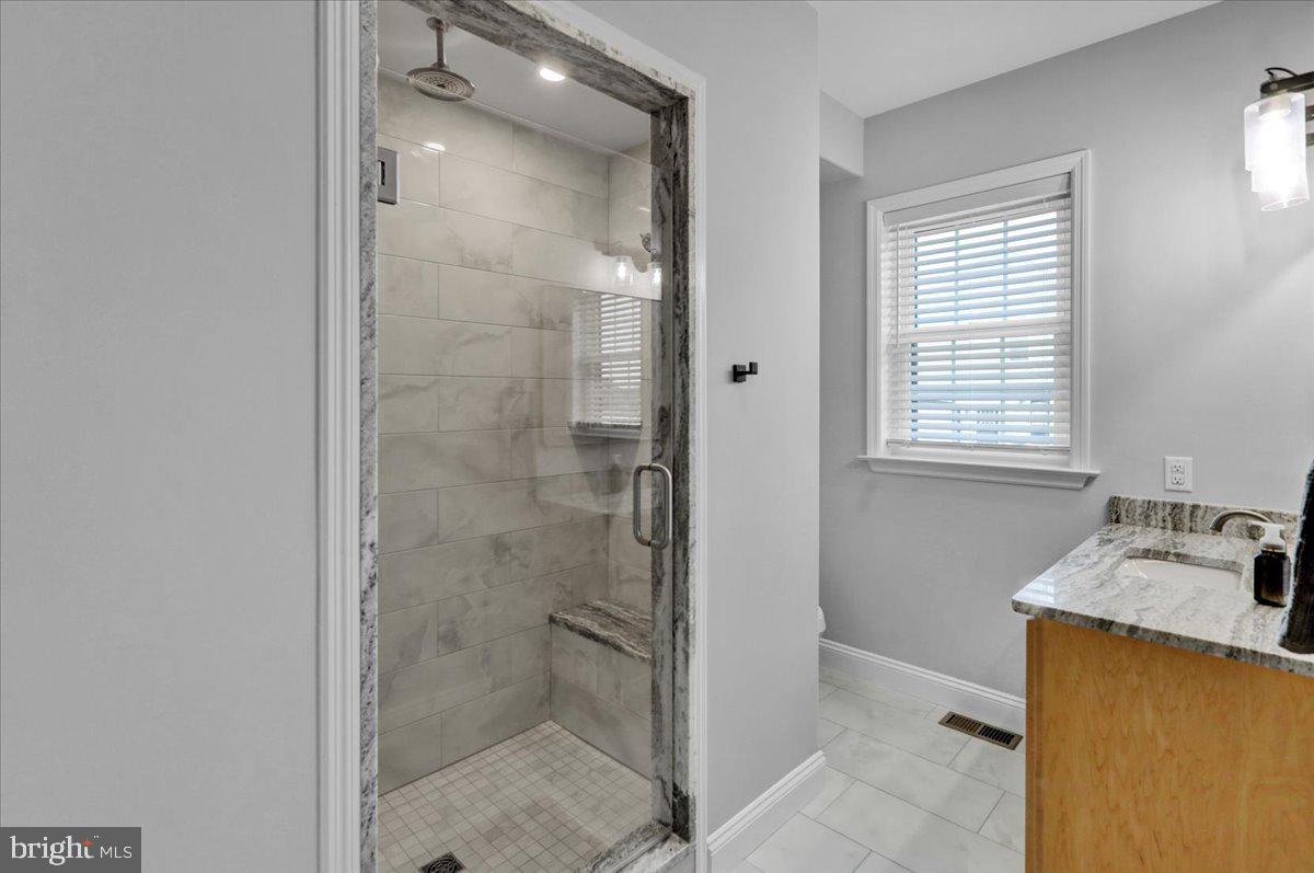 GREEN VALLEY CROSS - Residential