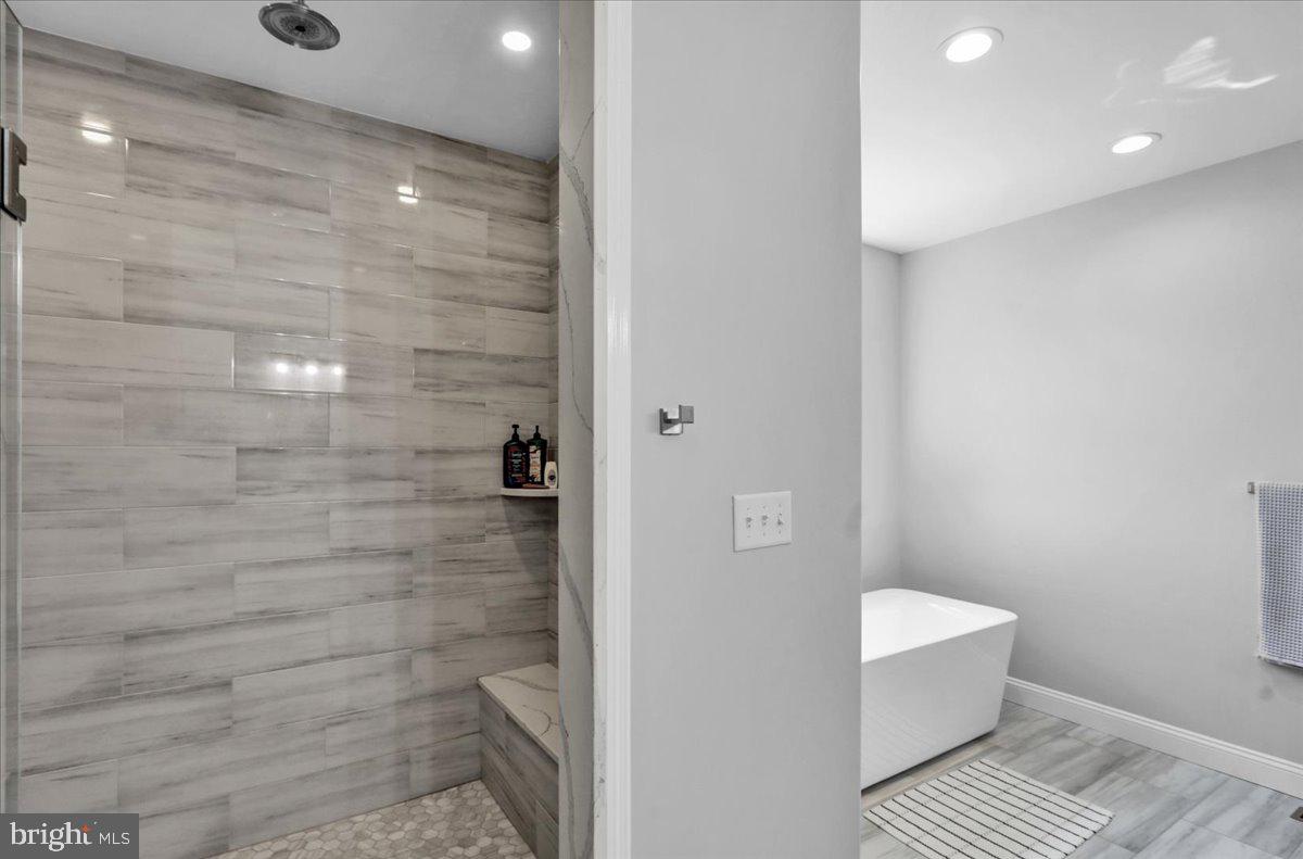 GREEN VALLEY CROSS - Residential