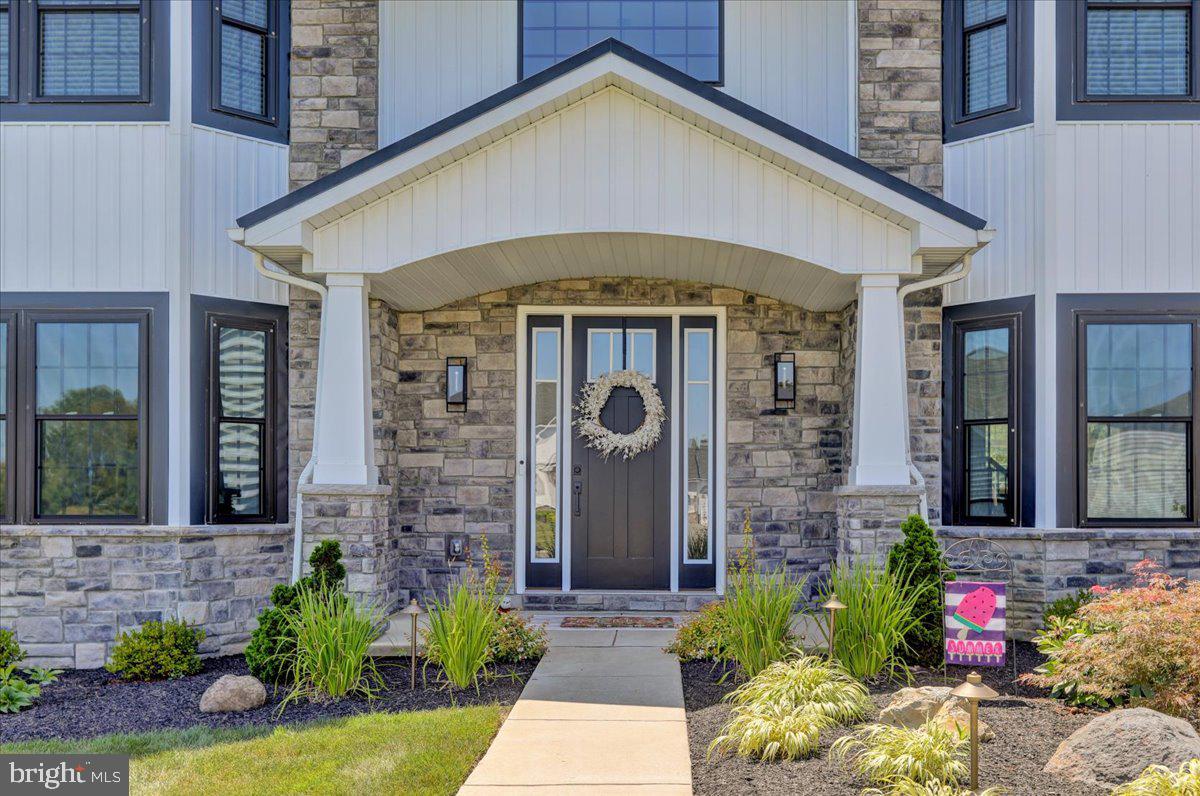 34 CHASEN COURT