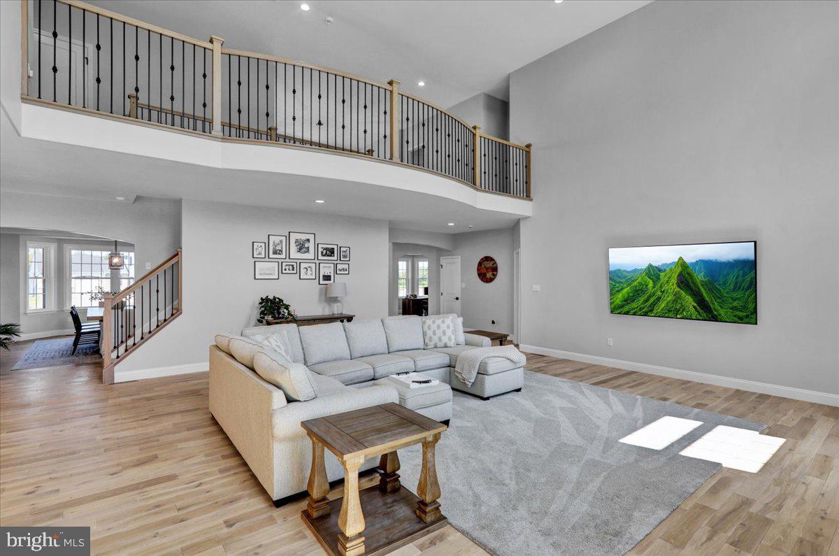 GREEN VALLEY CROSS - Residential