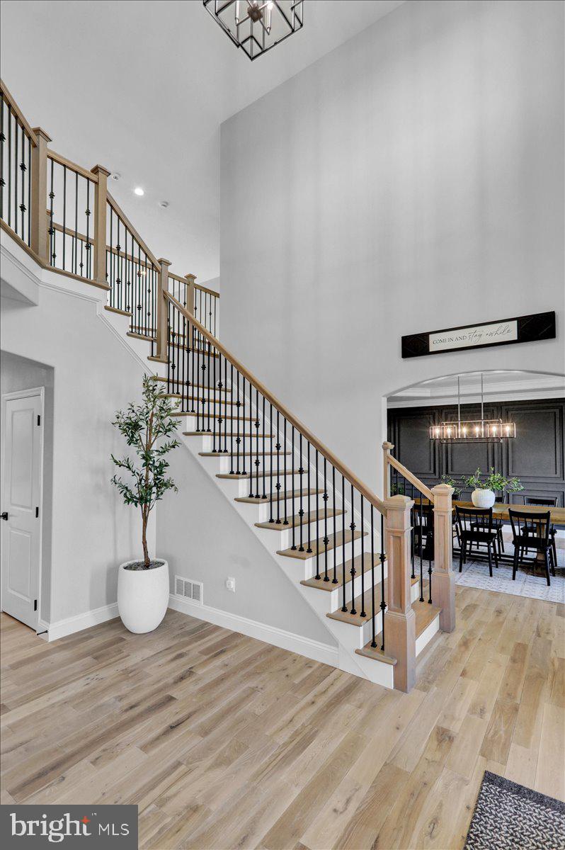 GREEN VALLEY CROSS - Residential