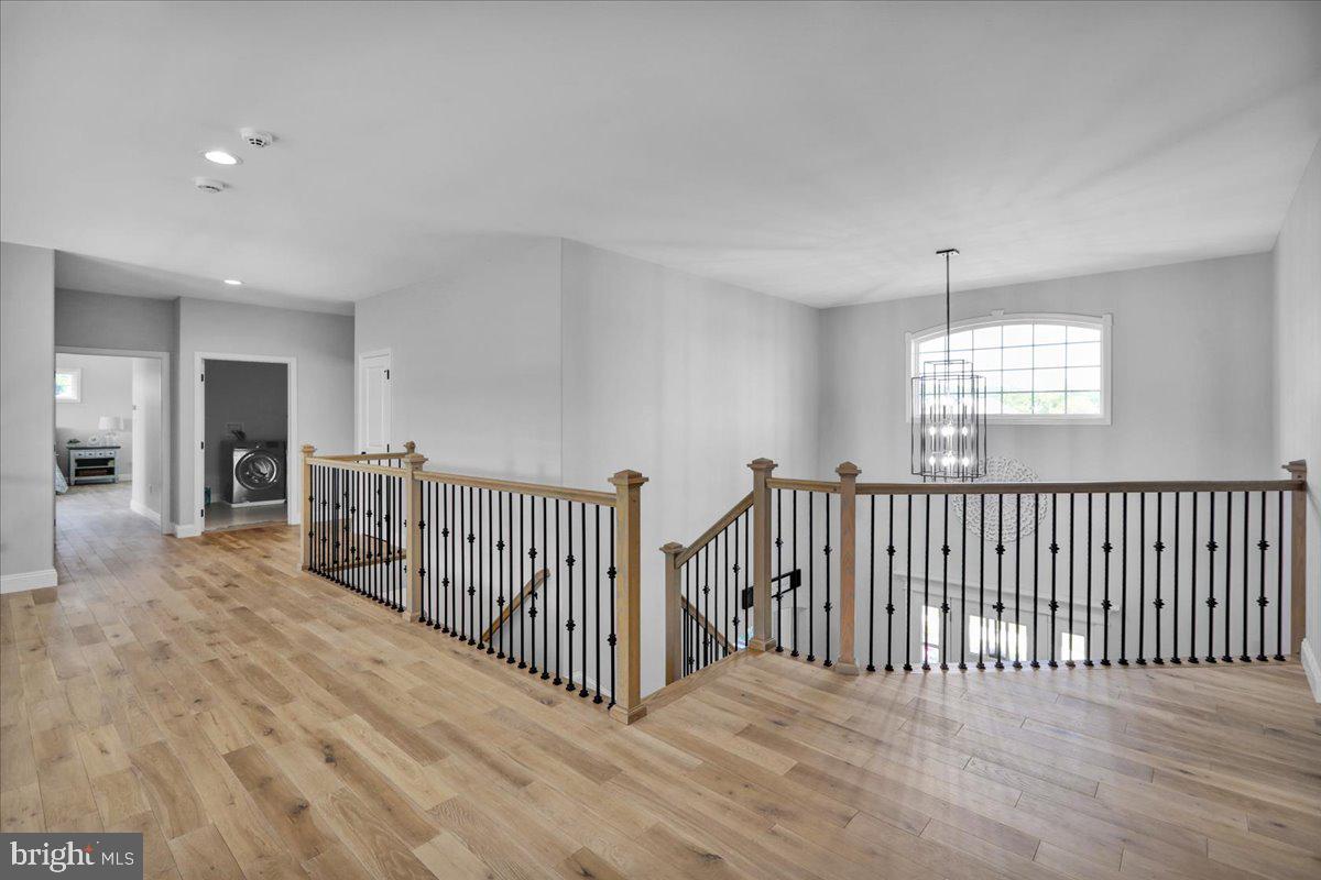 GREEN VALLEY CROSS - Residential