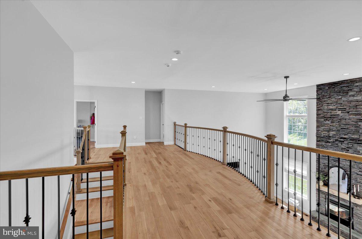 GREEN VALLEY CROSS - Residential