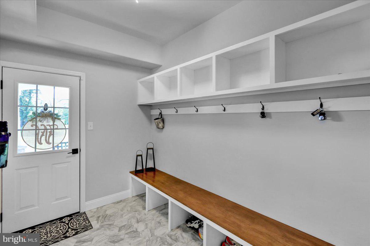 GREEN VALLEY CROSS - Residential