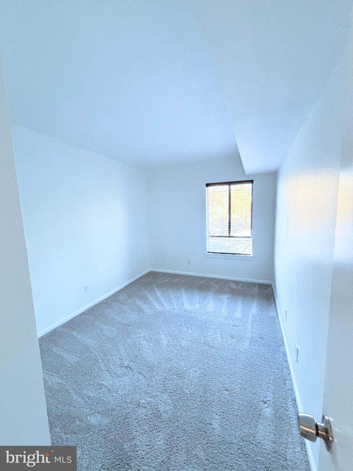 SHADOWOOD - Residential Lease