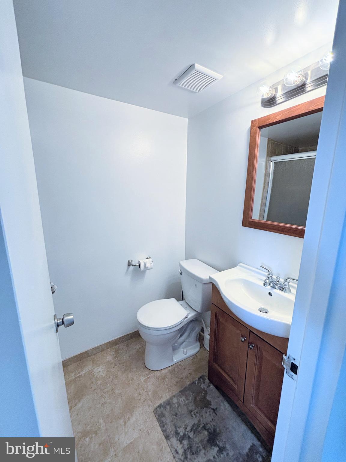 SHADOWOOD - Residential Lease