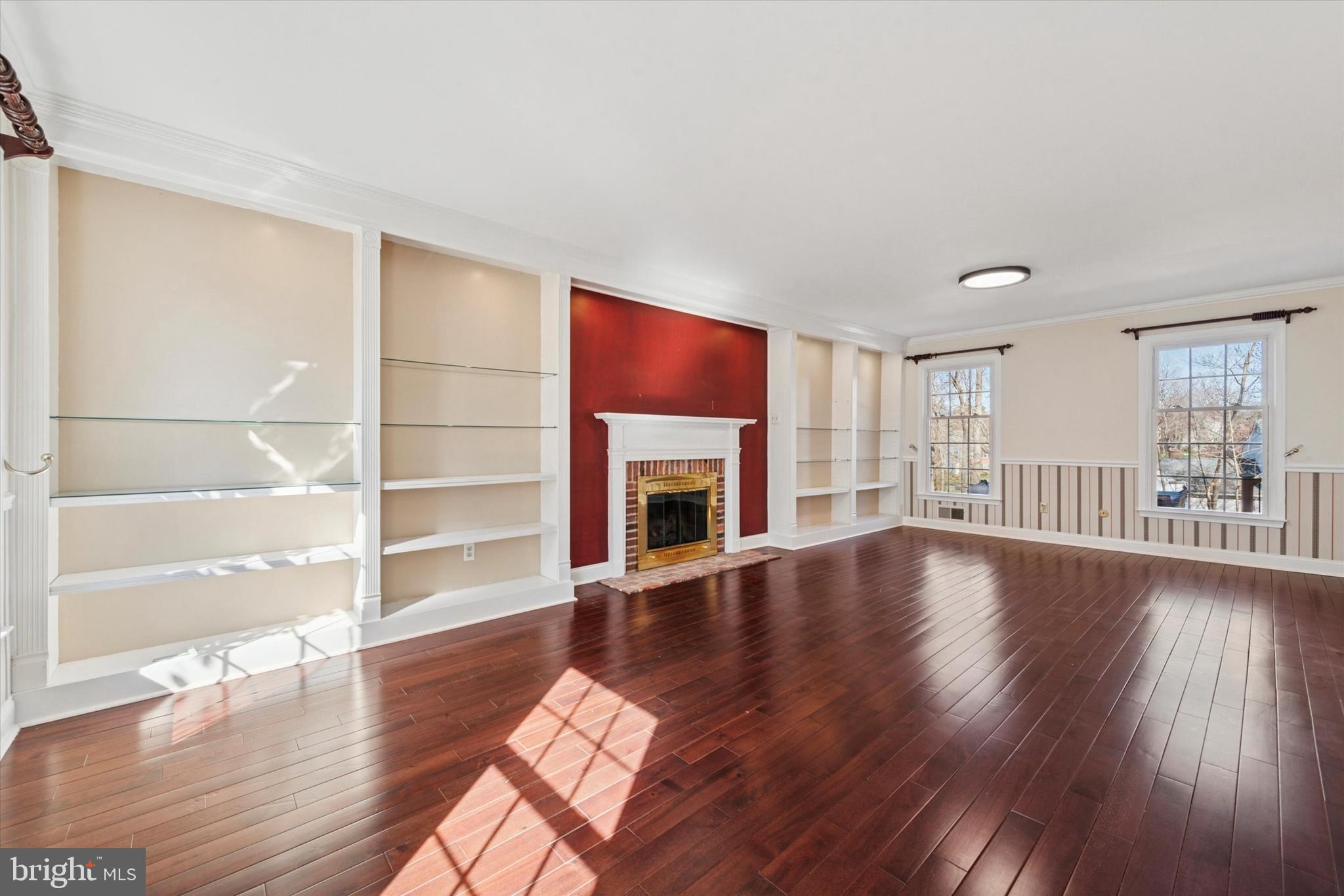 HERSHEYS MILL ESTS - Residential