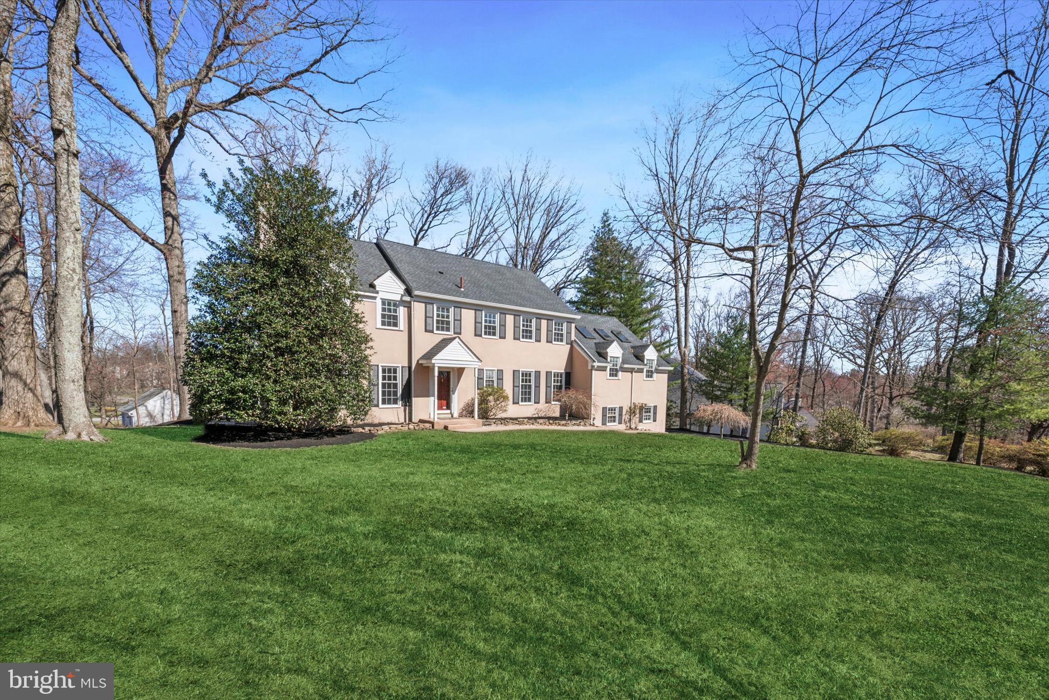 HERSHEYS MILL ESTS - Residential