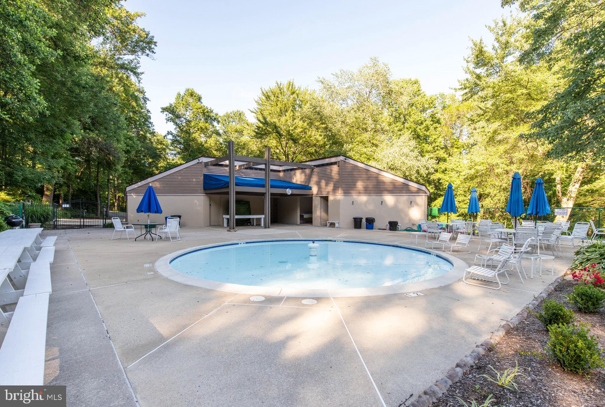 HERSHEYS MILL ESTS - Residential