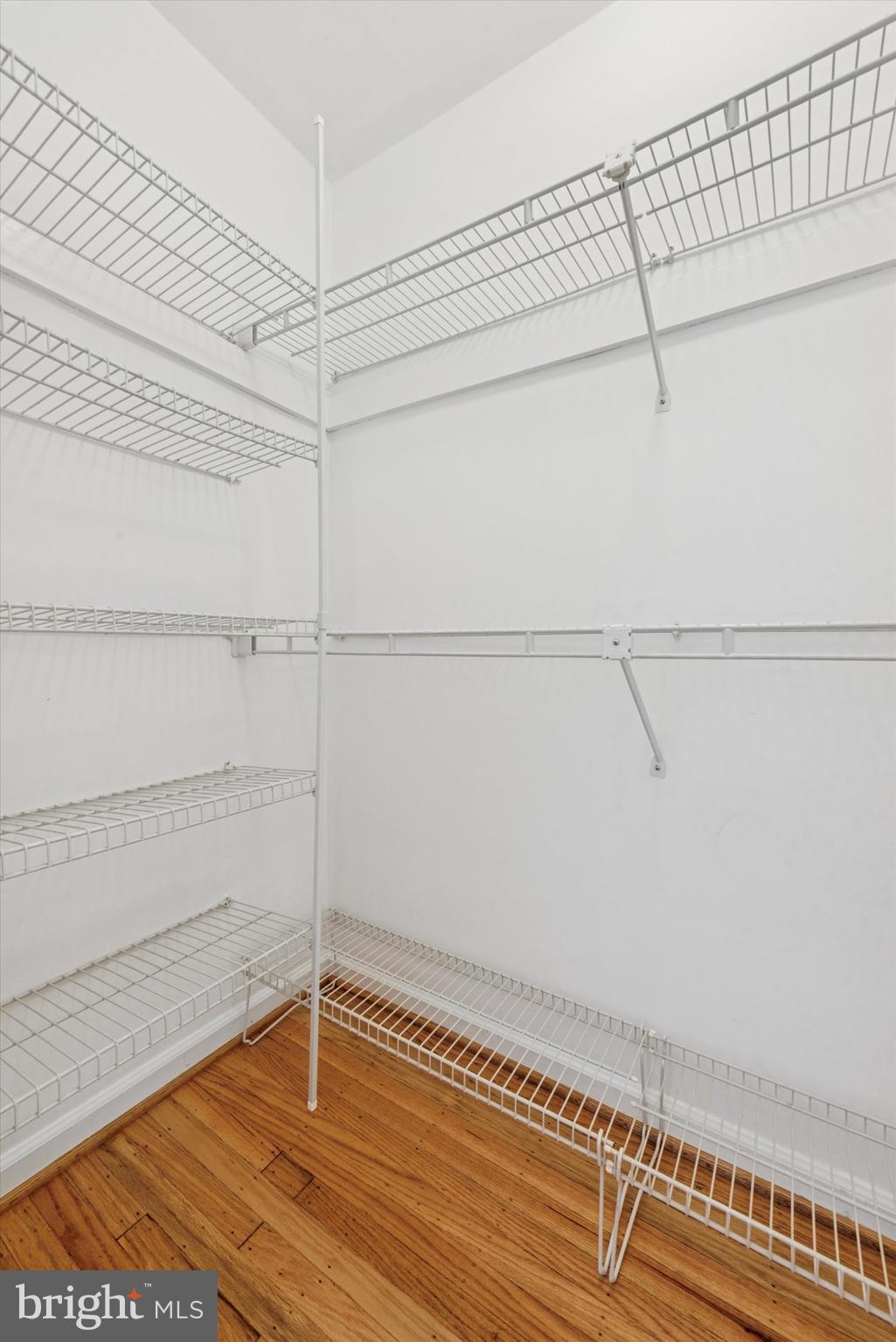 HERSHEYS MILL ESTS - Residential