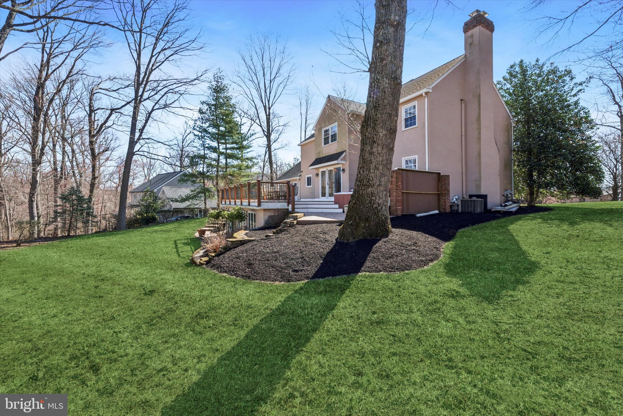 HERSHEYS MILL ESTS - Residential