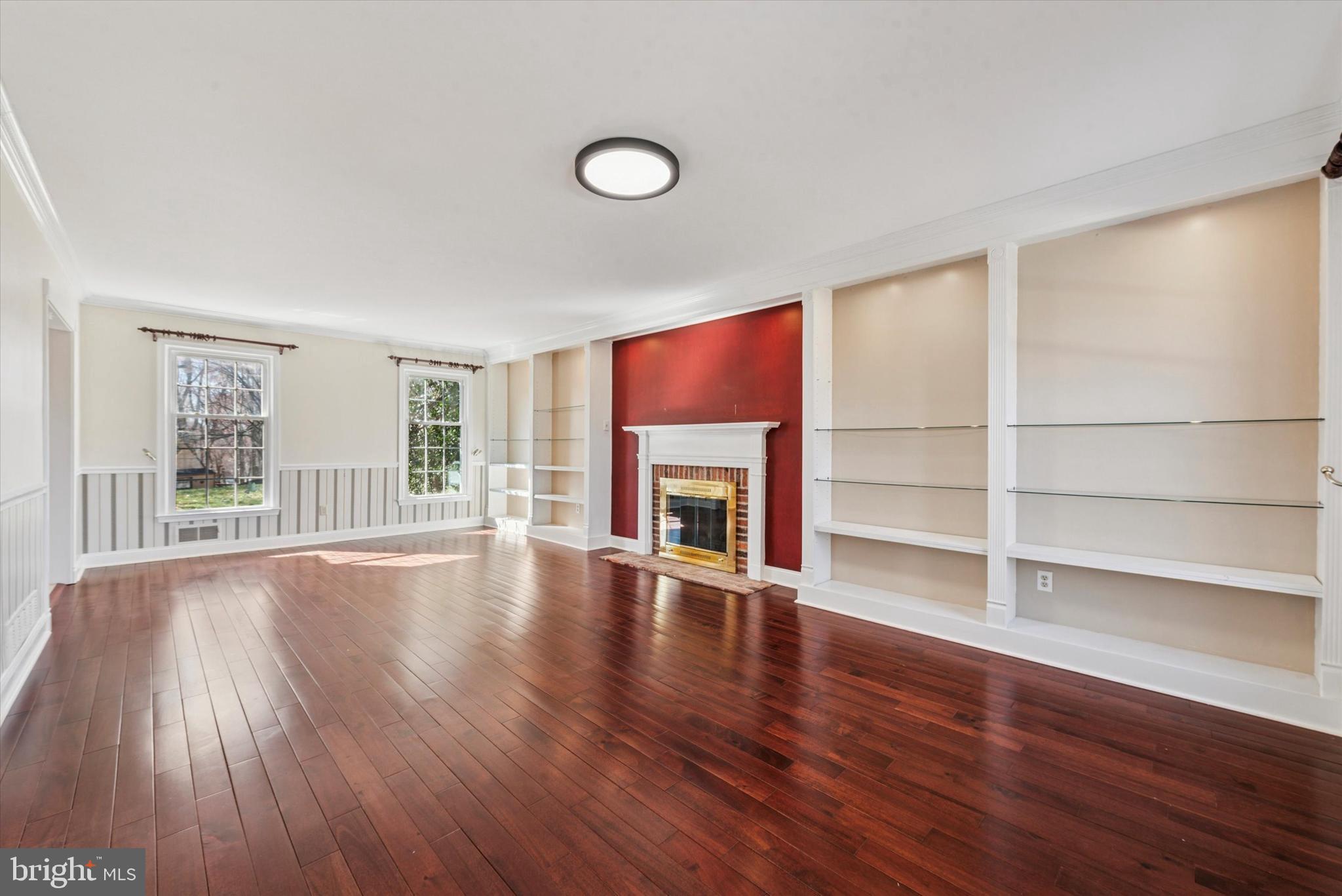 HERSHEYS MILL ESTS - Residential