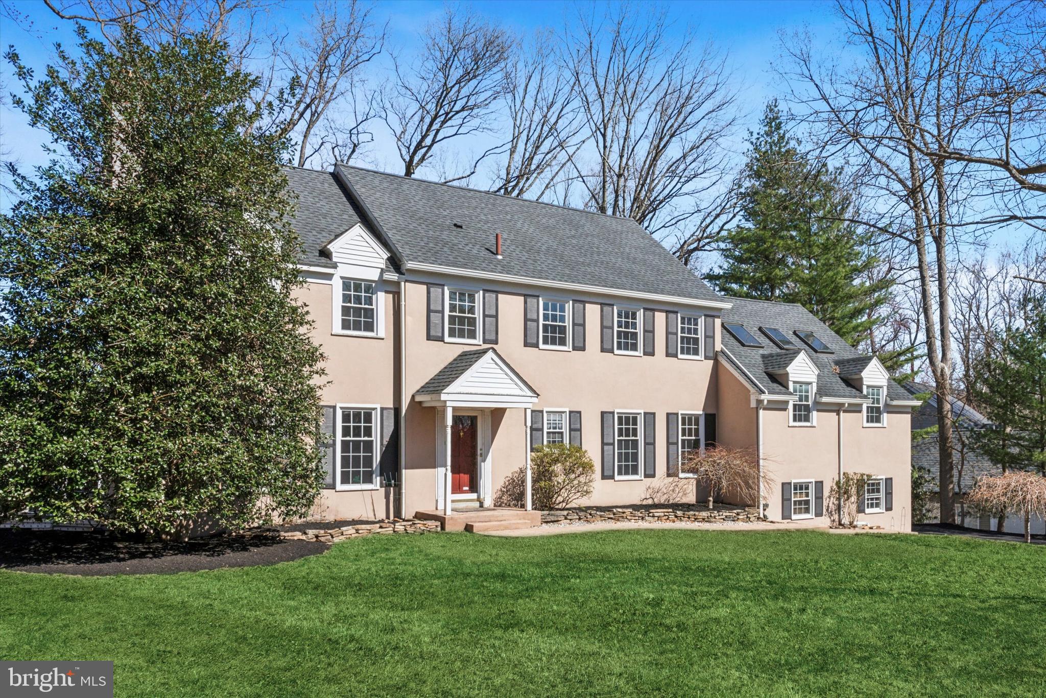 HERSHEYS MILL ESTS - Residential