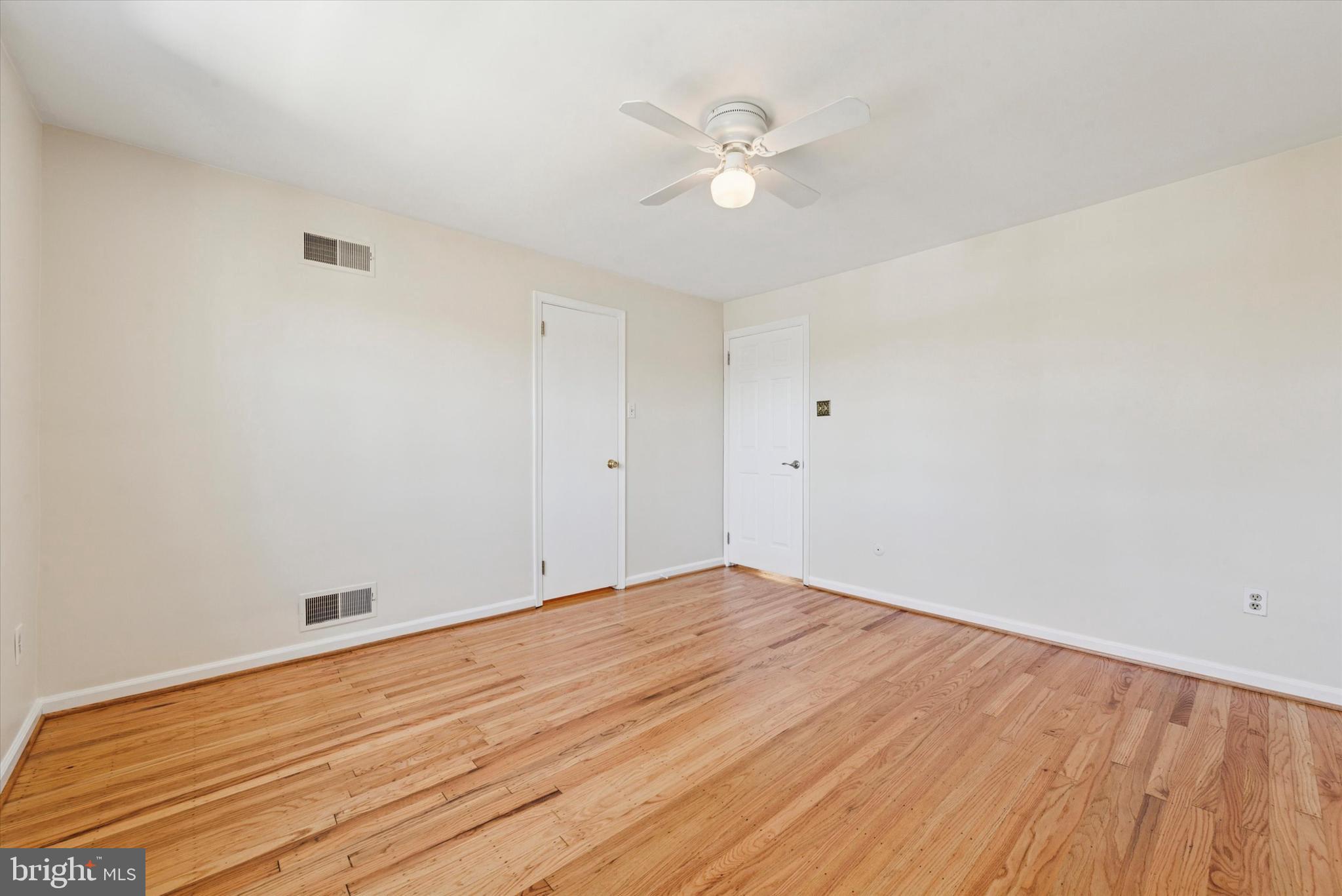 HERSHEYS MILL ESTS - Residential