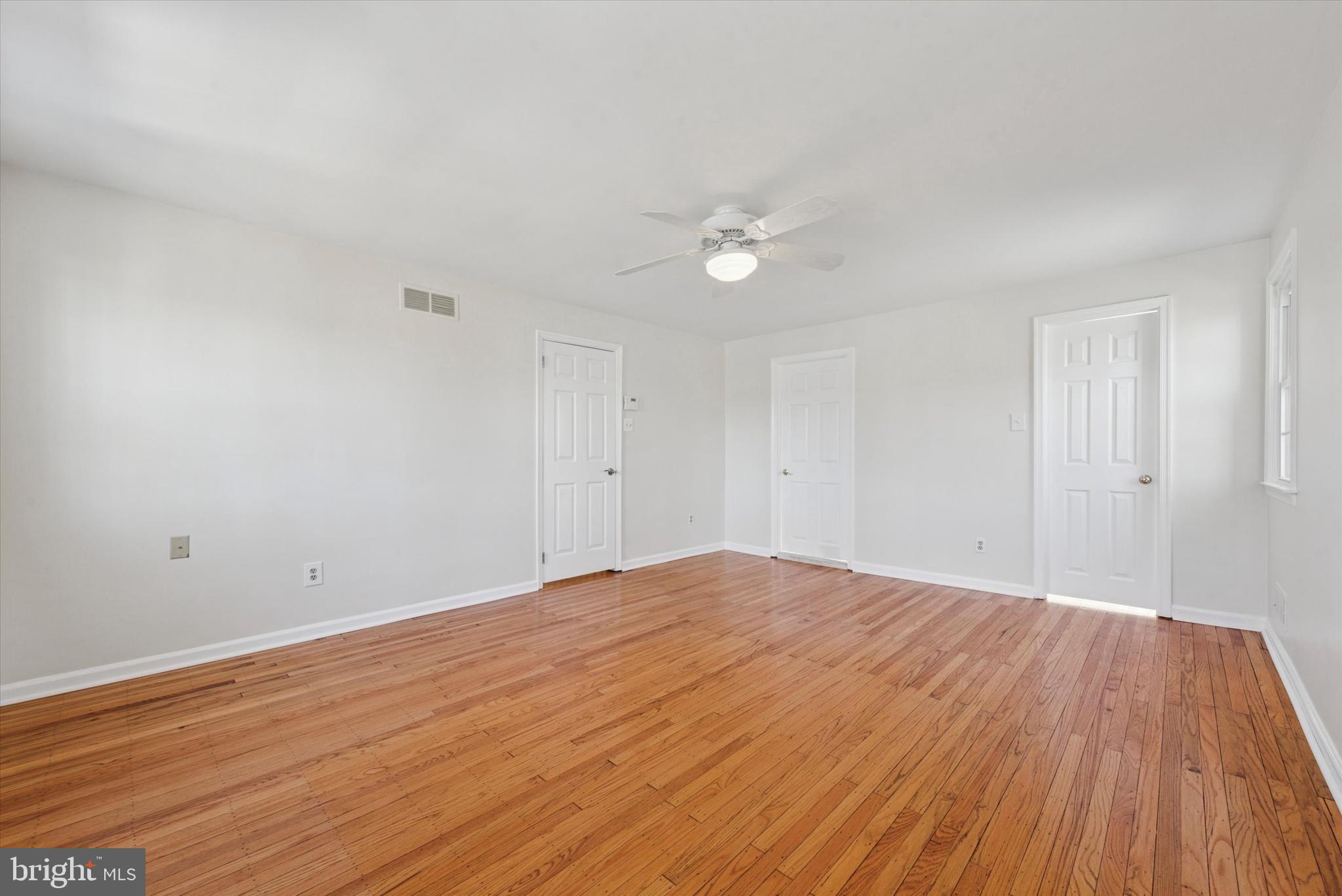 HERSHEYS MILL ESTS - Residential