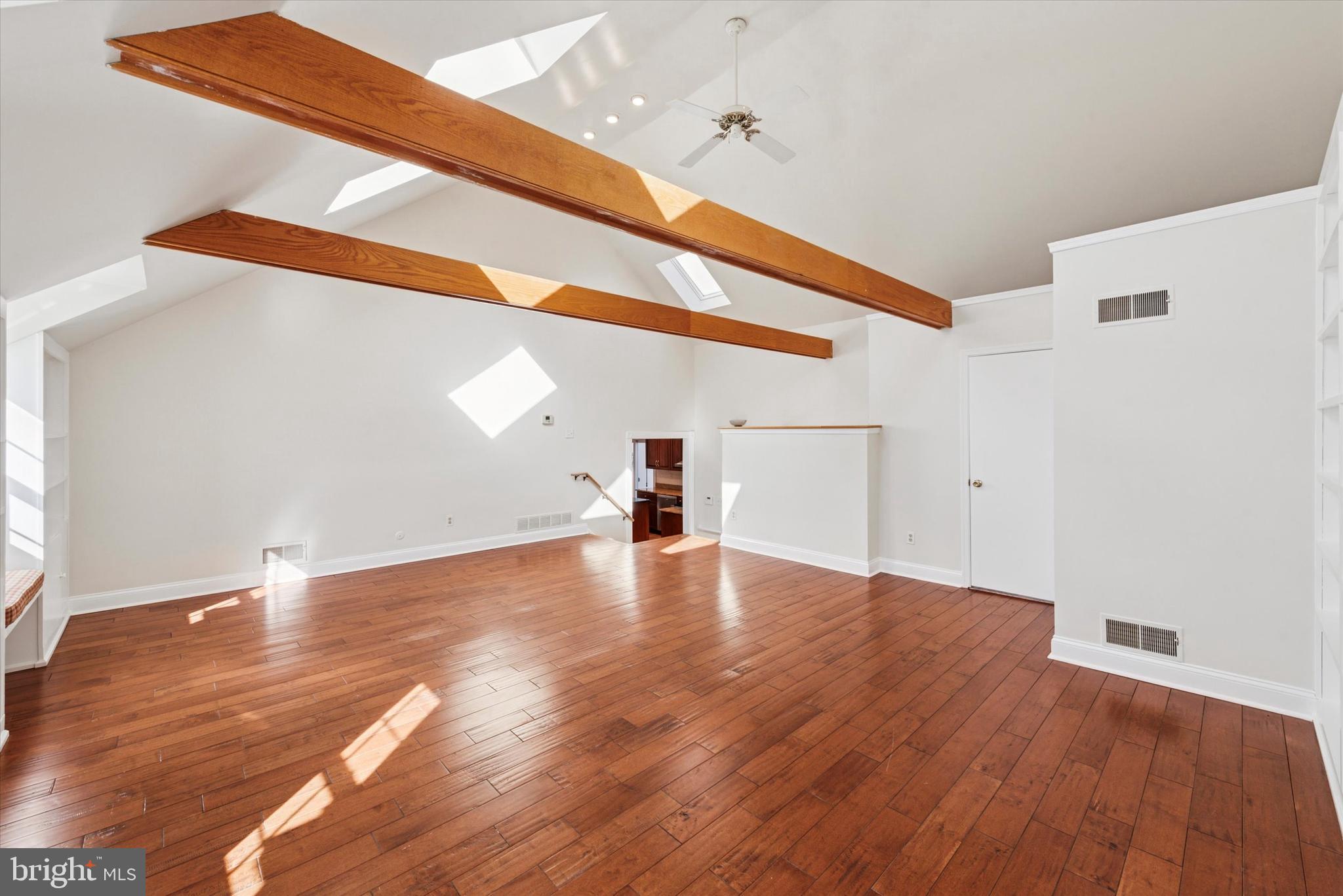 HERSHEYS MILL ESTS - Residential