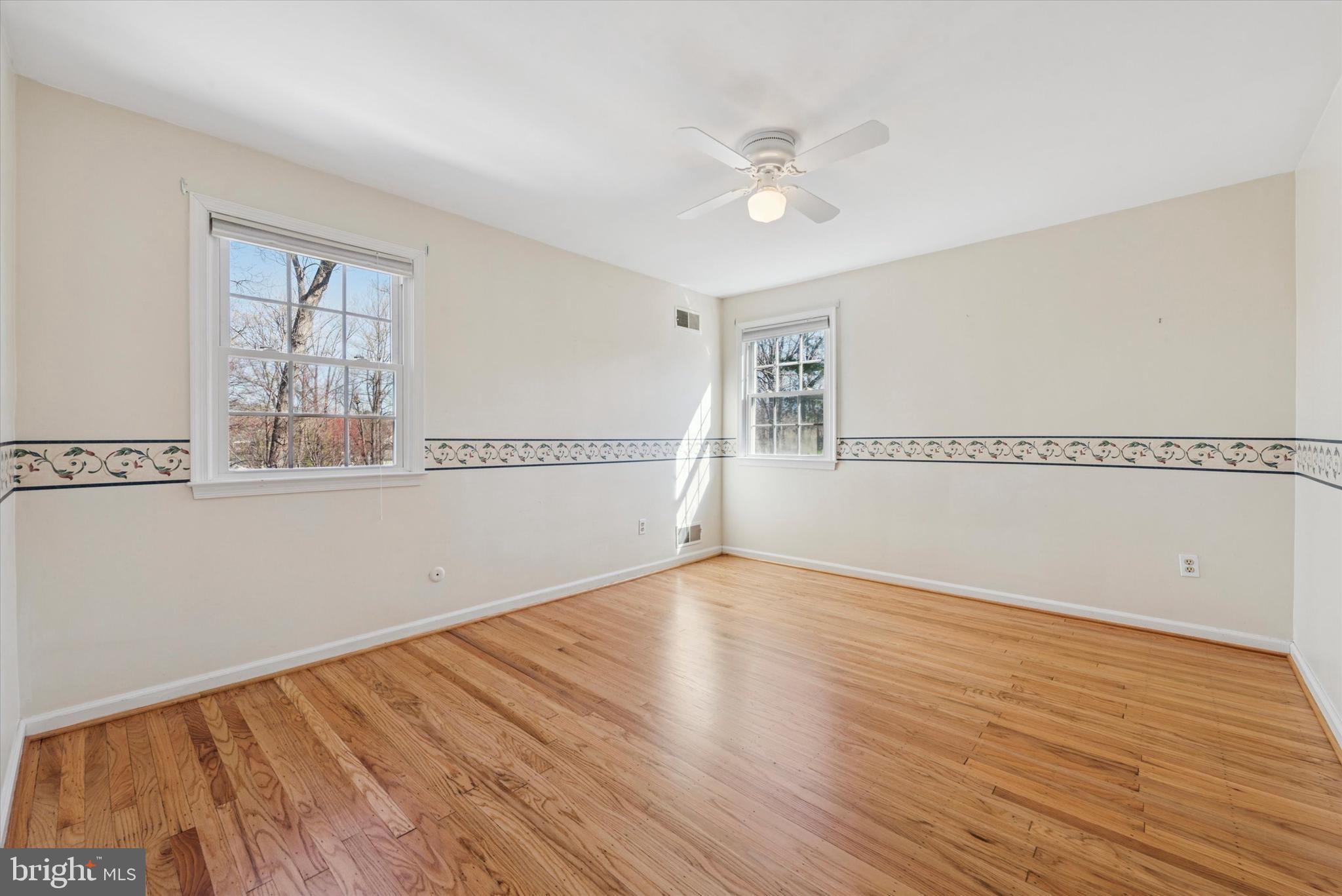 HERSHEYS MILL ESTS - Residential