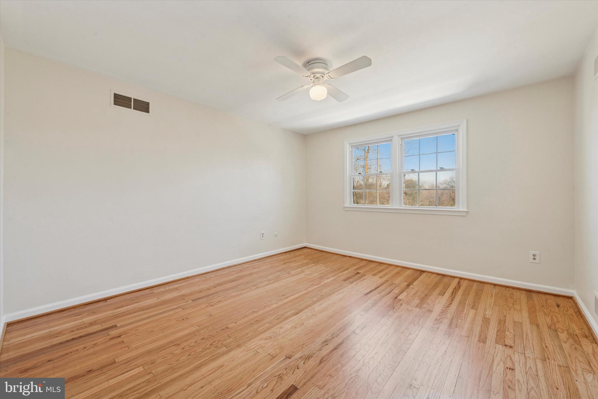 HERSHEYS MILL ESTS - Residential