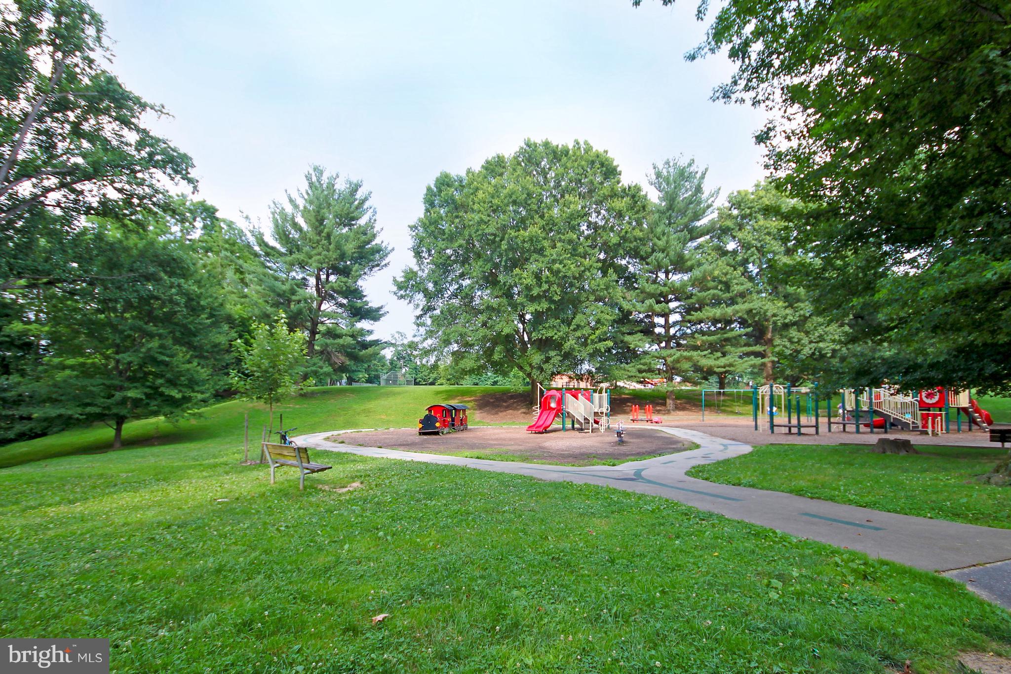 AYRLAWN - Residential