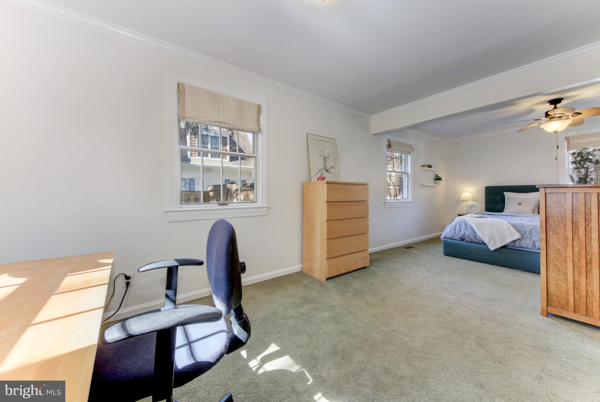 AYRLAWN - Residential