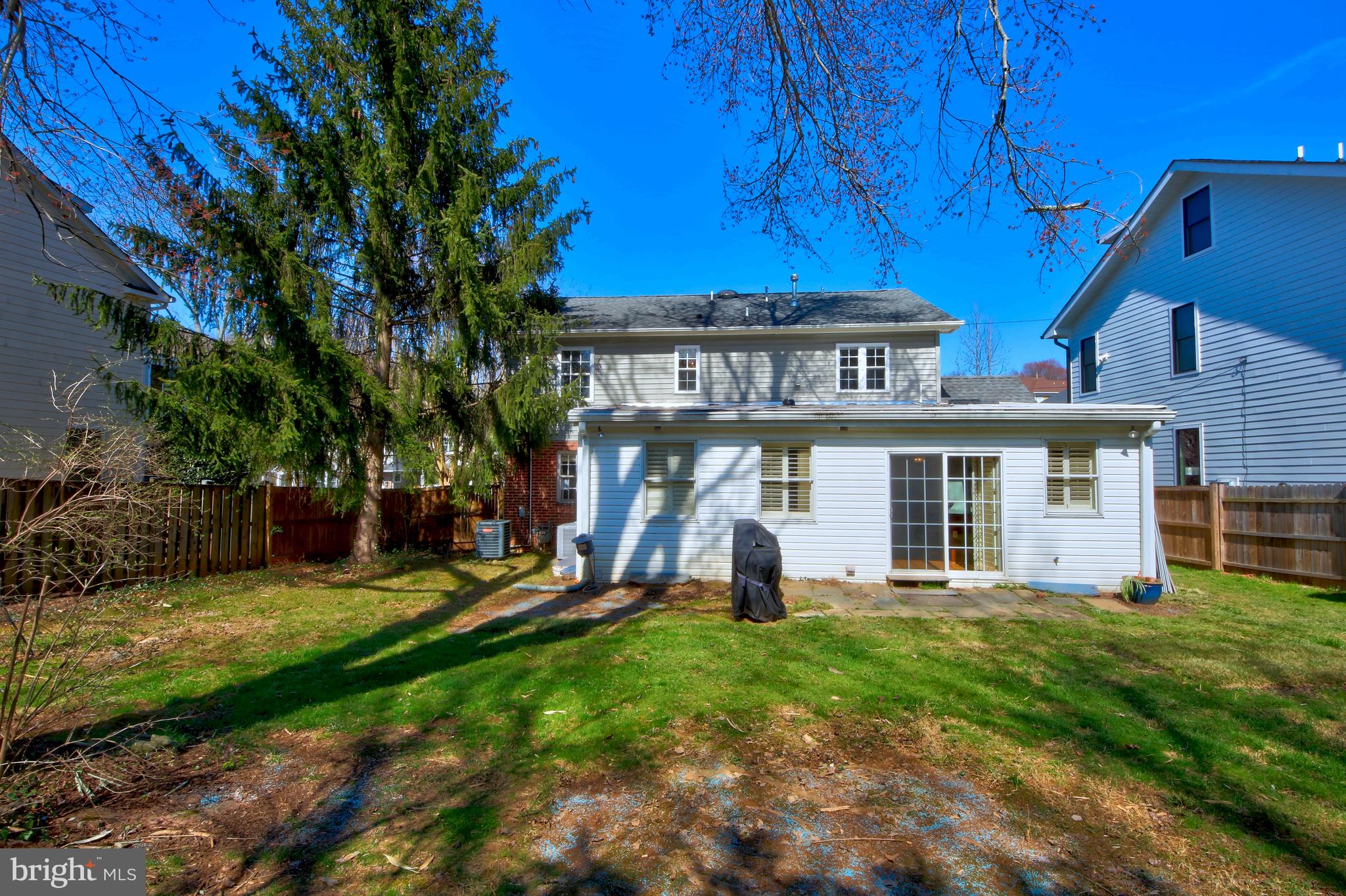 AYRLAWN - Residential