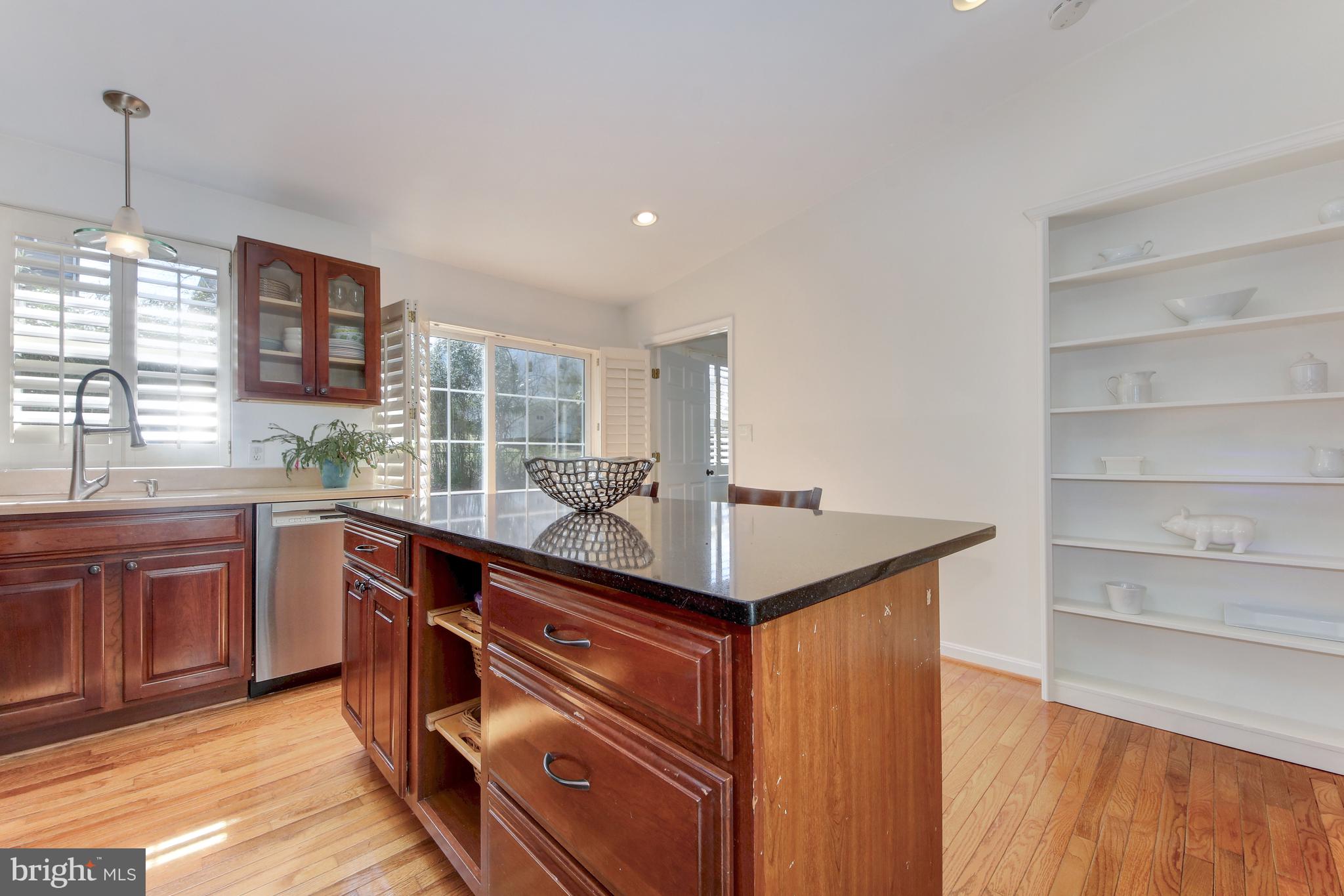 AYRLAWN - Residential