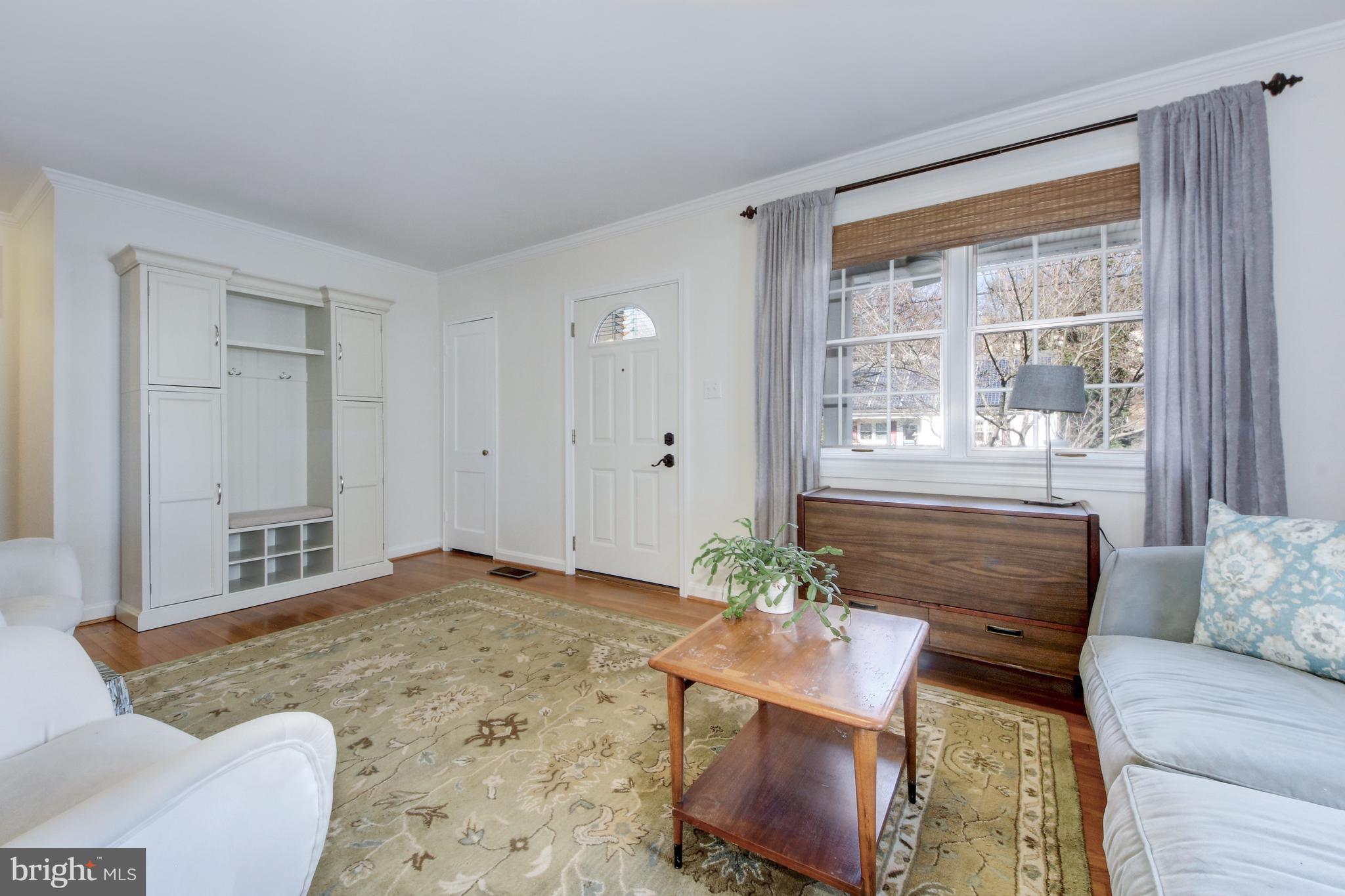 AYRLAWN - Residential