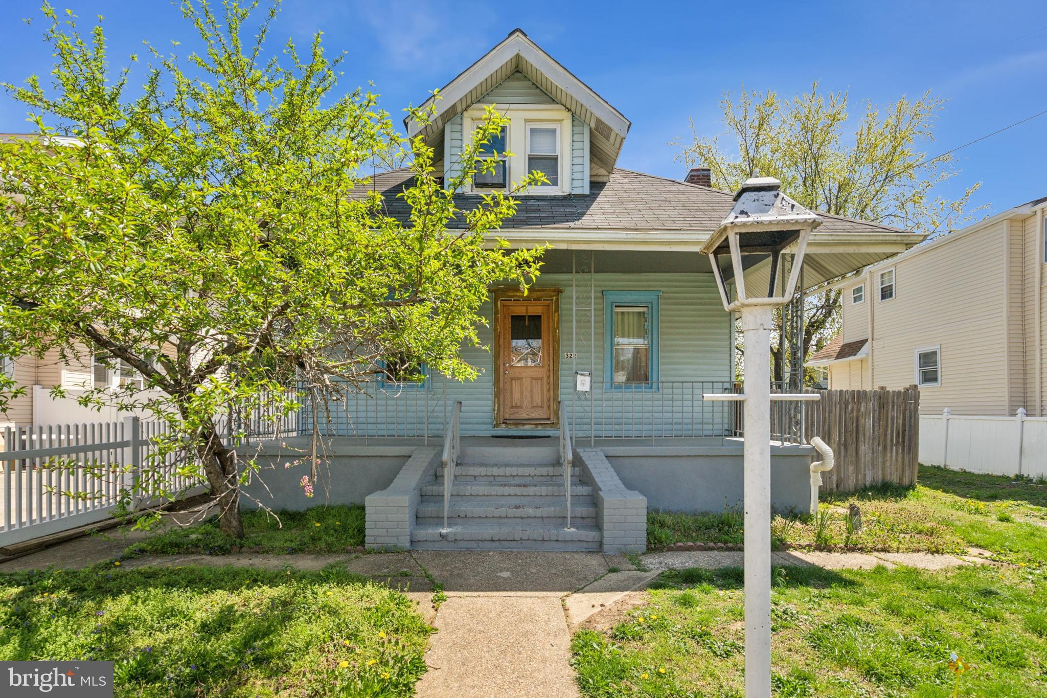 322 EVERGREEN AVENUE