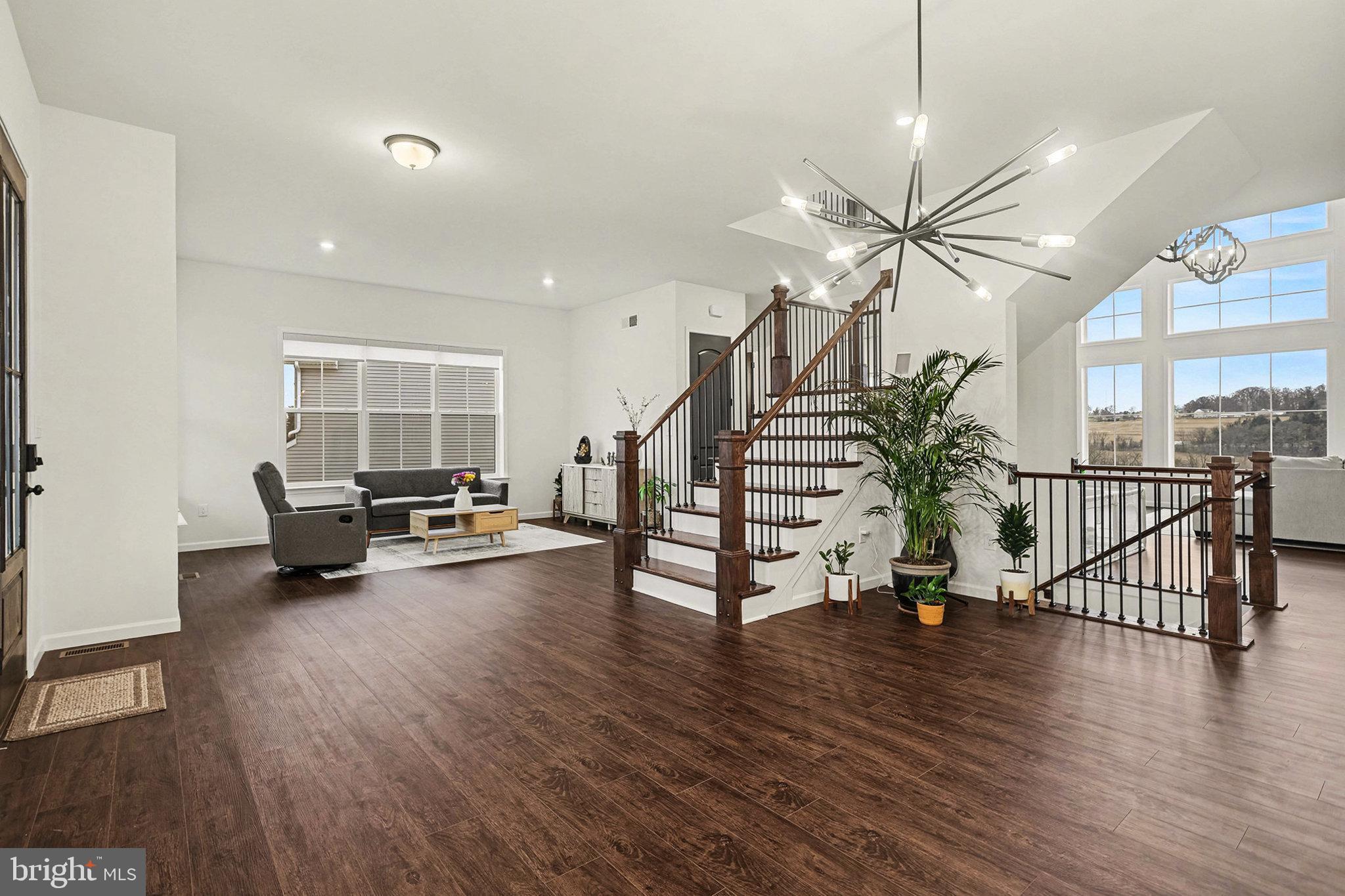 THE VIEWS AT BRIDGEWATER - Residential