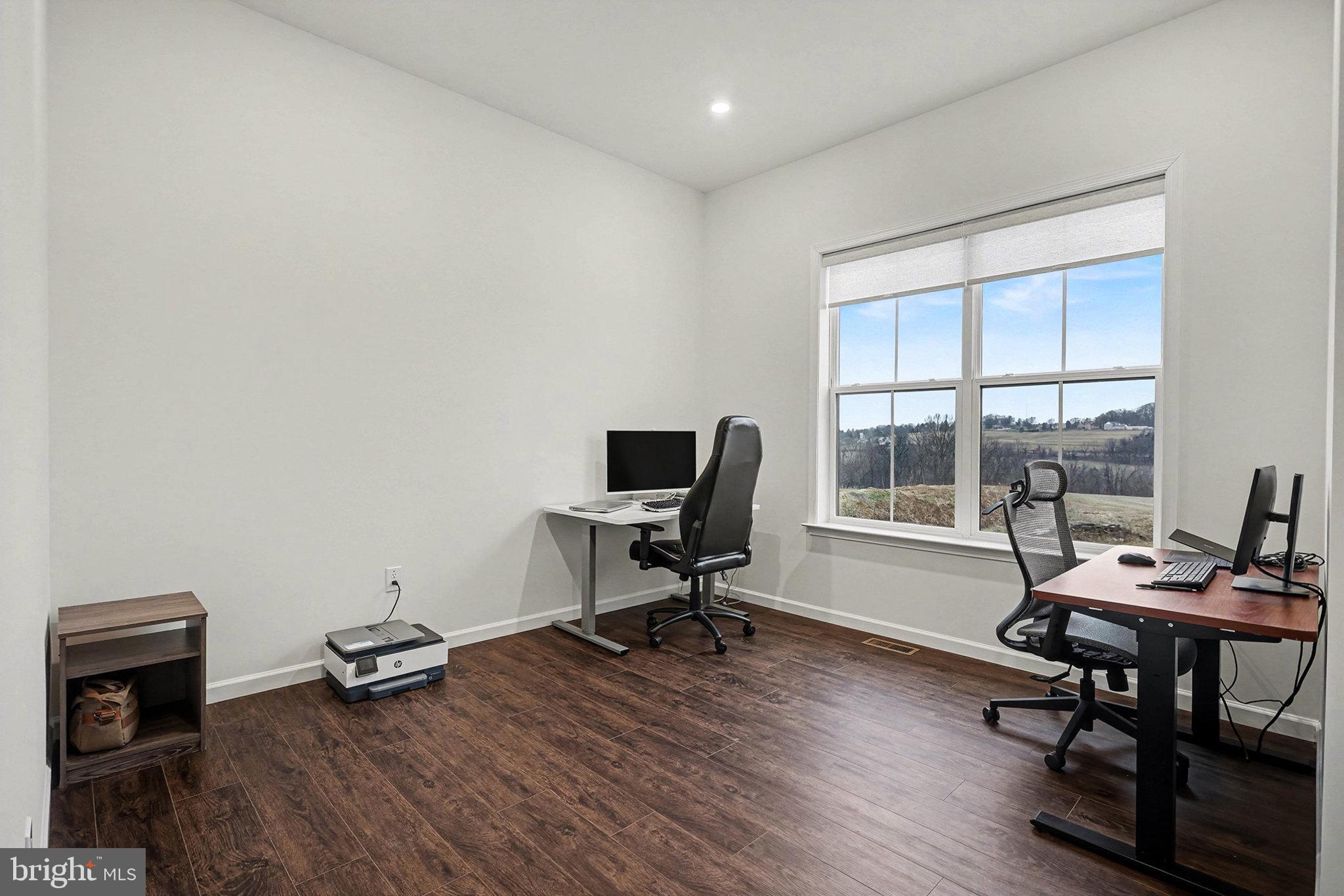 THE VIEWS AT BRIDGEWATER - Residential