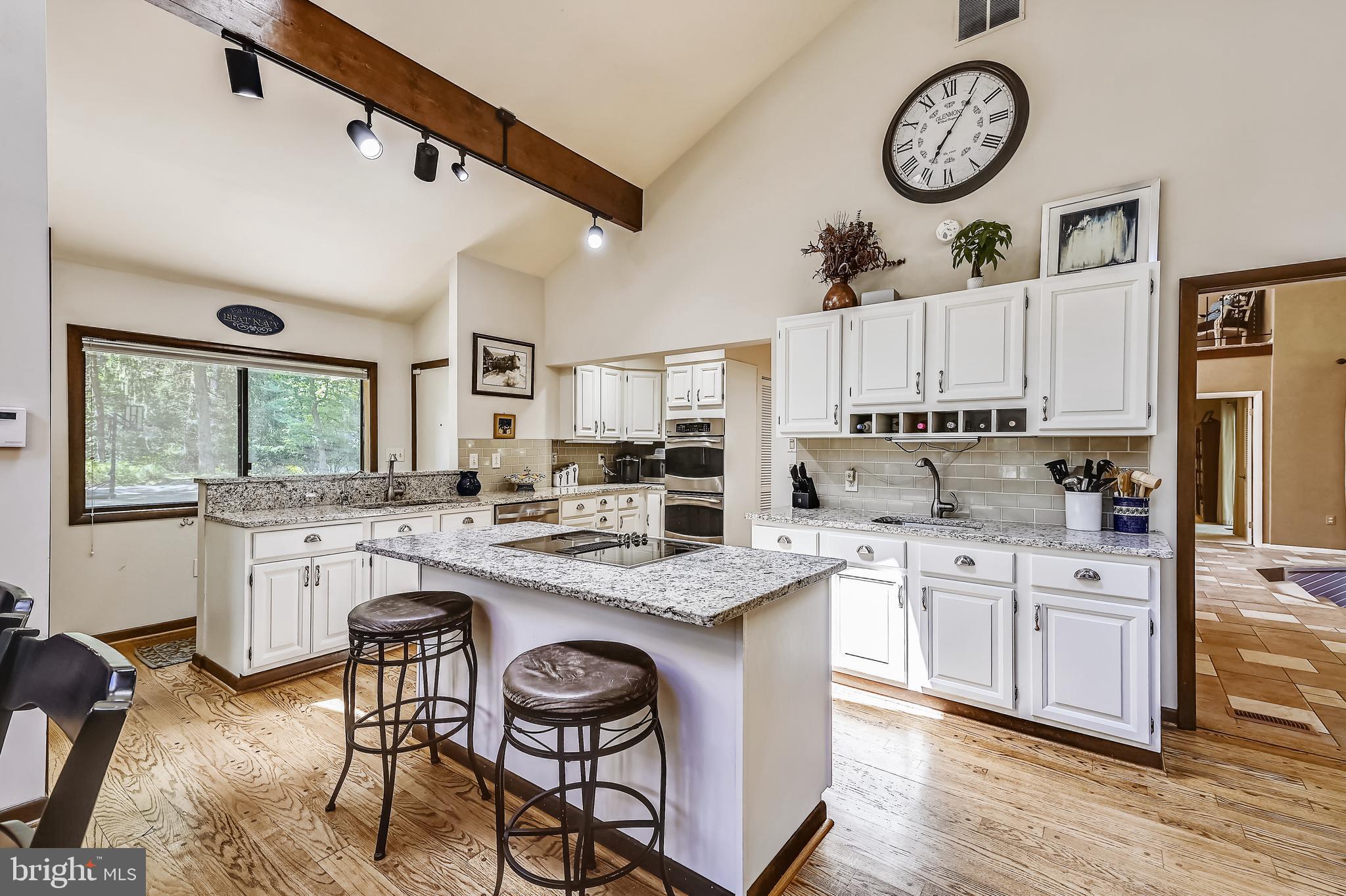 HERMITAGE - Residential