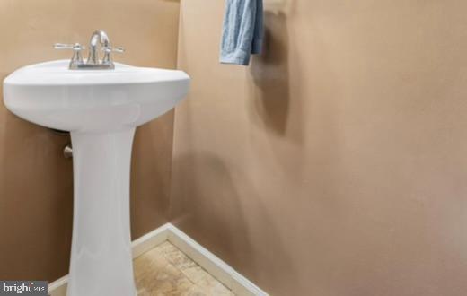 TIMBERBROOK - Residential Lease