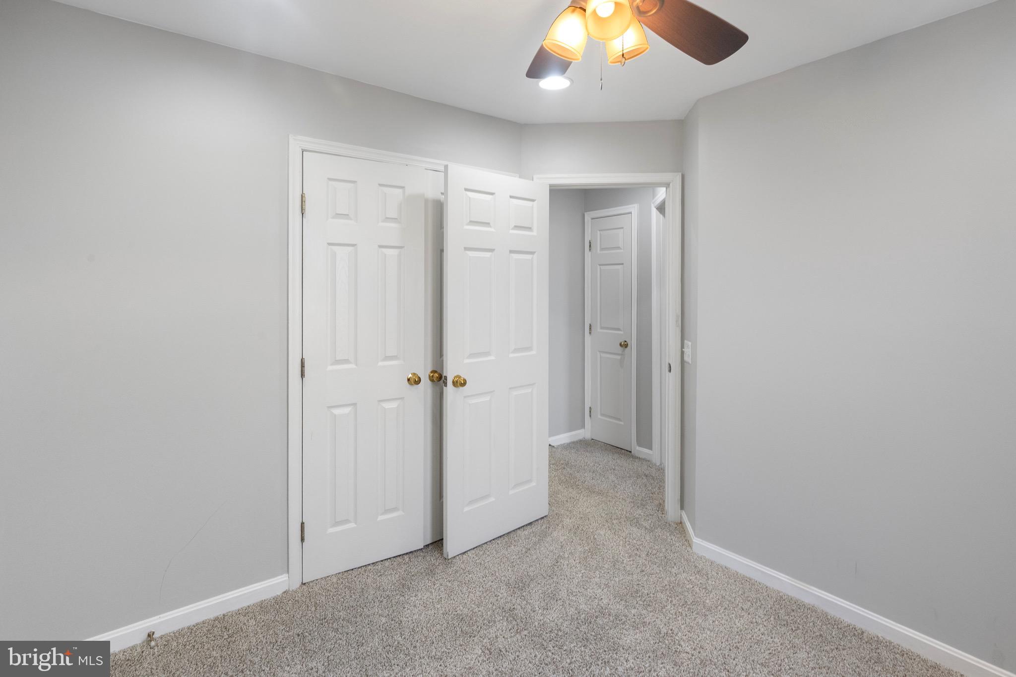 MCNAIR FARMS - Residential Lease