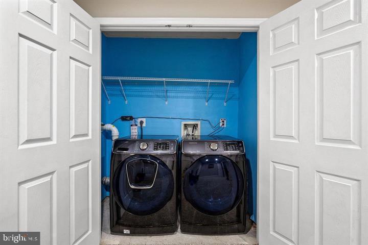 MCNAIR FARMS - Residential Lease