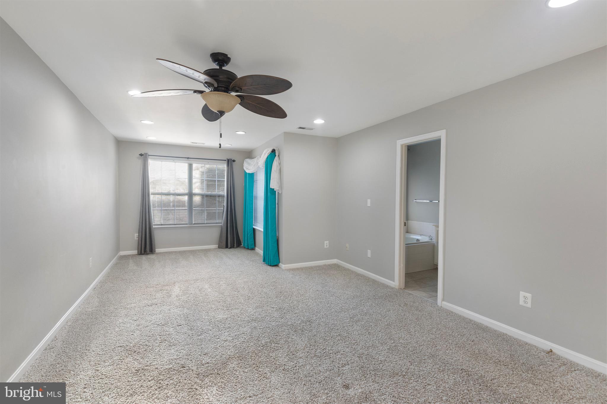 MCNAIR FARMS - Residential Lease