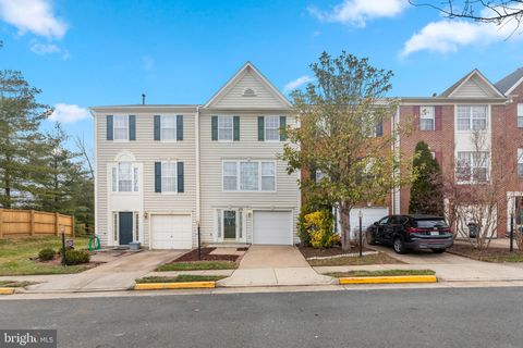 13503 BANNACKER PLACE HERNDON VA 20171