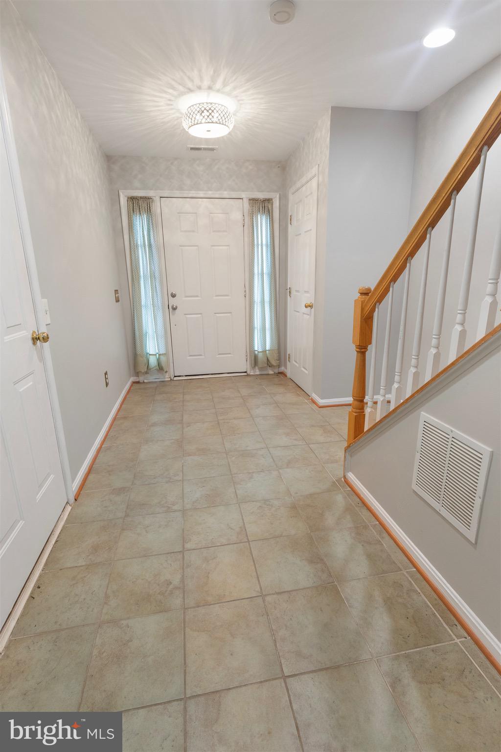 MCNAIR FARMS - Residential Lease