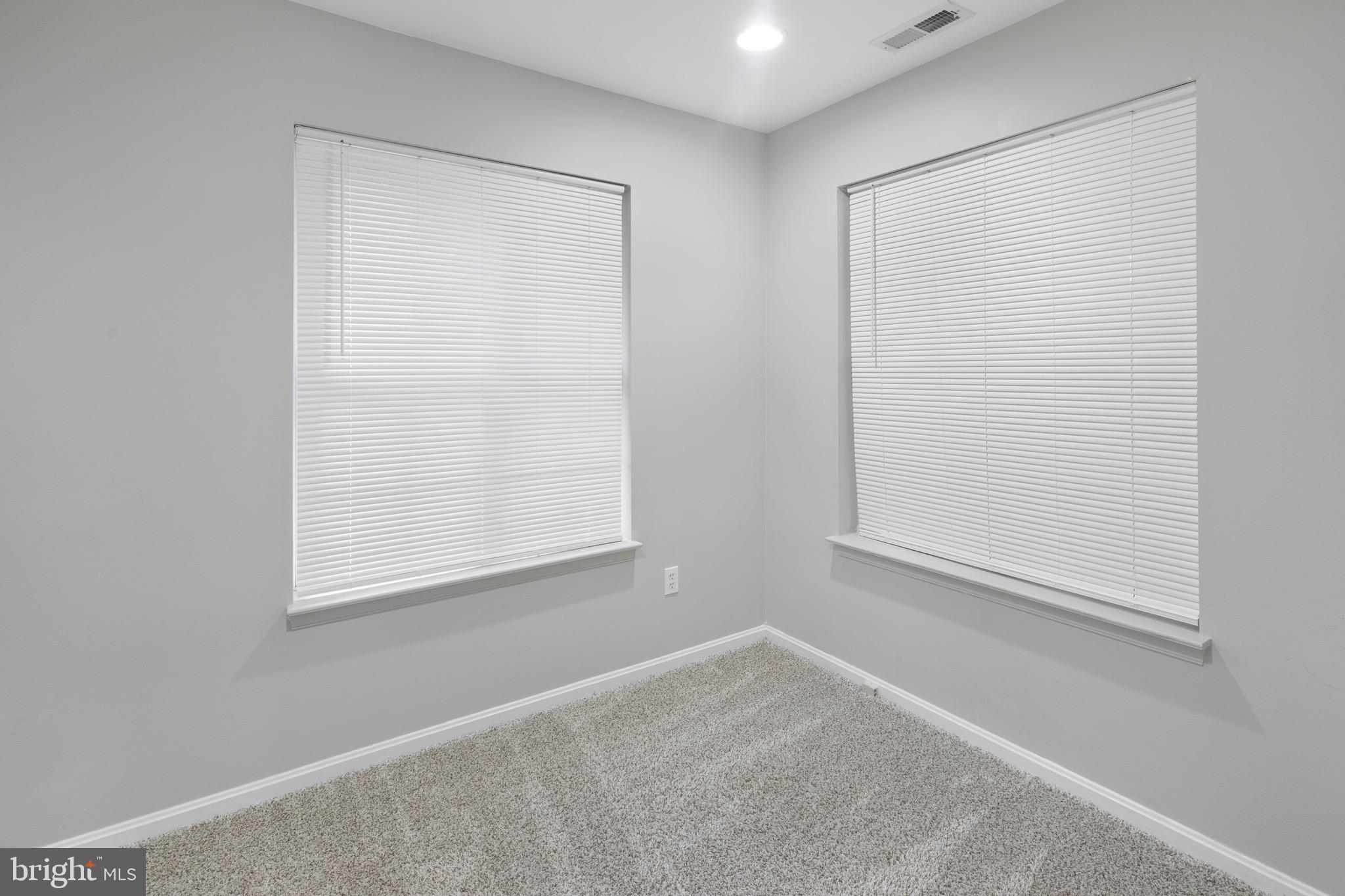 MCNAIR FARMS - Residential Lease