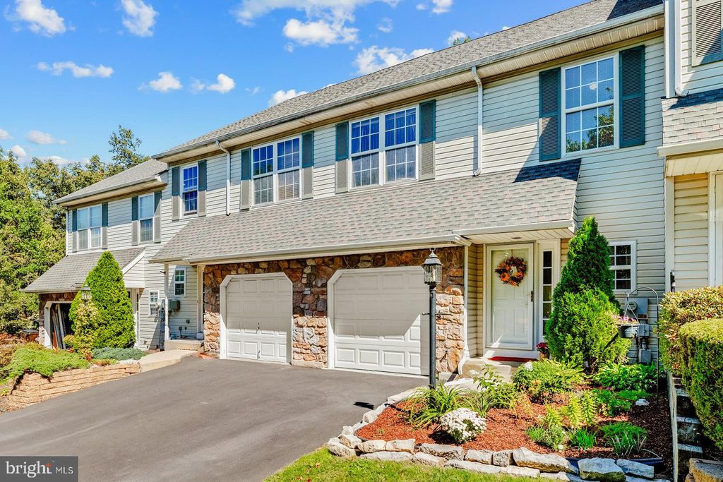 Photo of 131 Misty Meadow, PERKASIE, PA 18944 (MLS # PABU2105130)