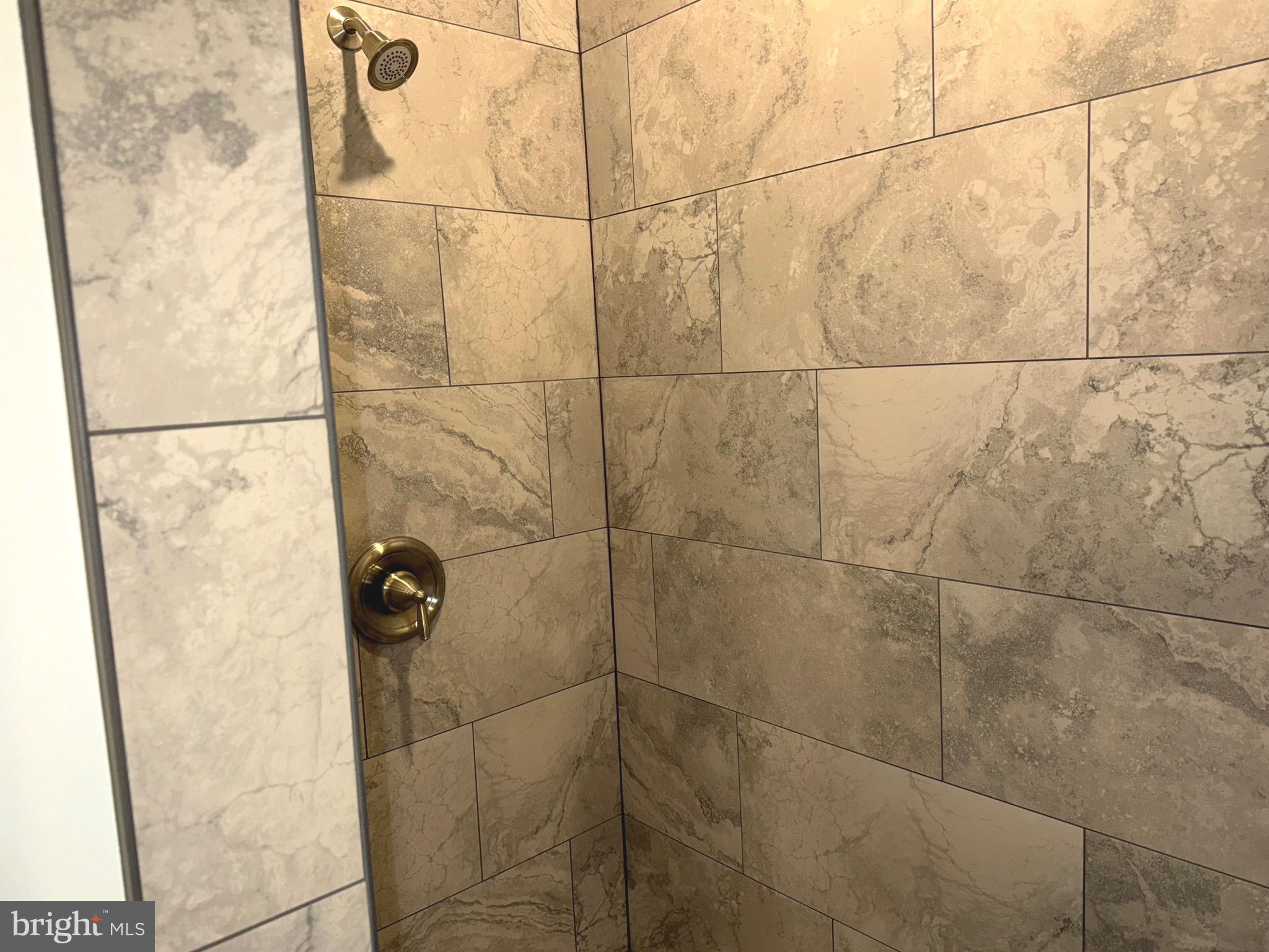 HIGH VIEW ESTATES - Residential