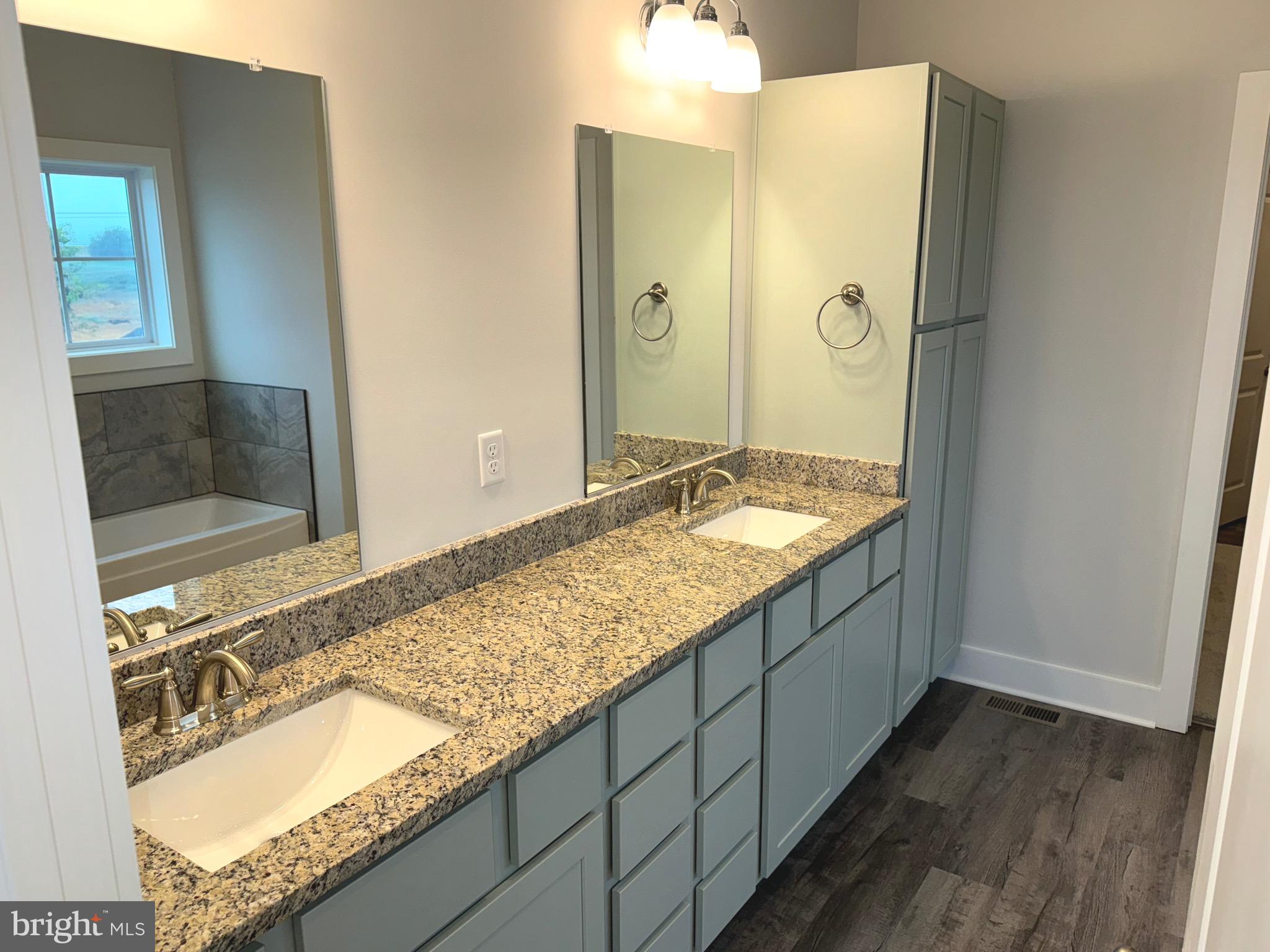 HIGH VIEW ESTATES - Residential