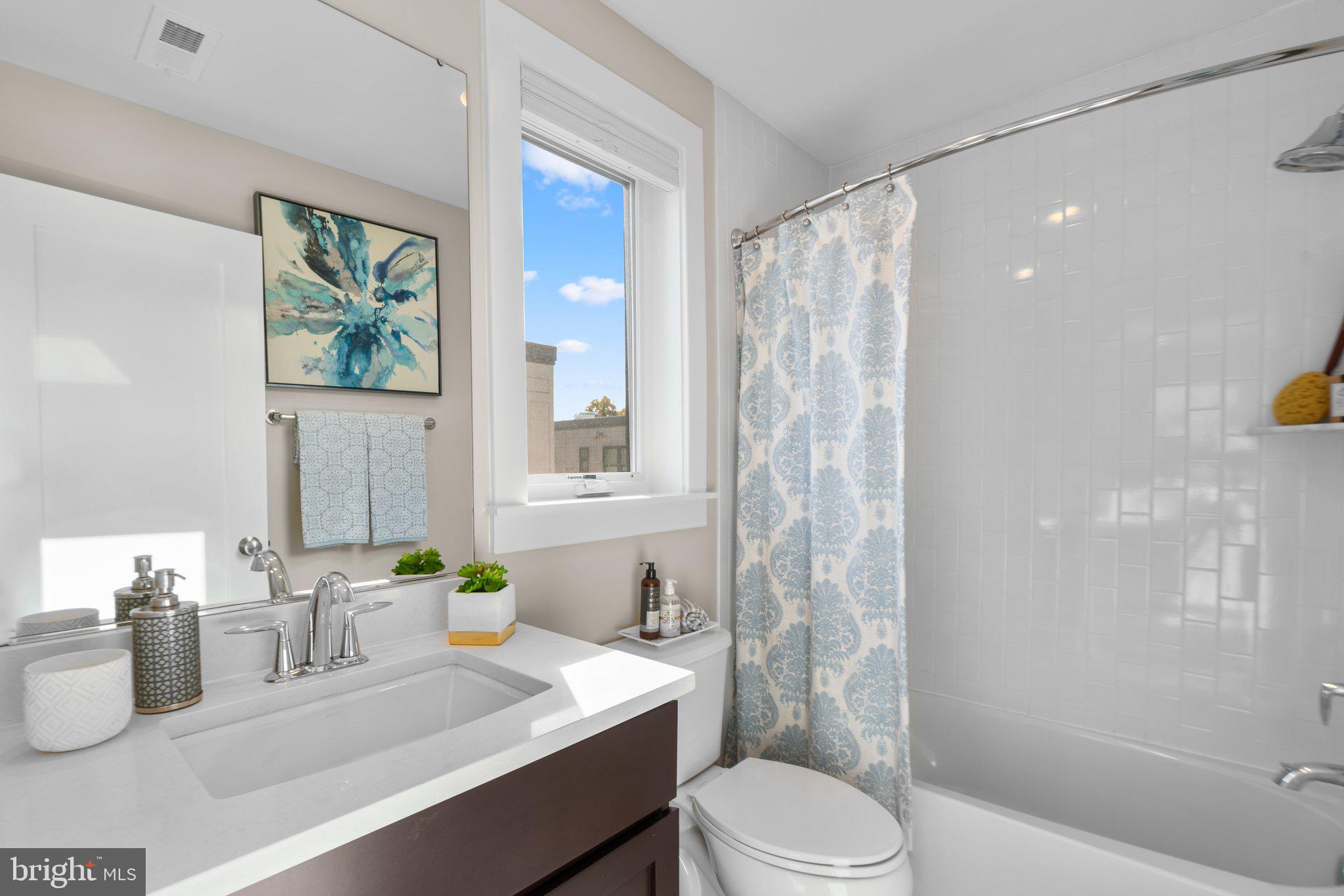 ROCKVILLE OUTSIDE - Residential