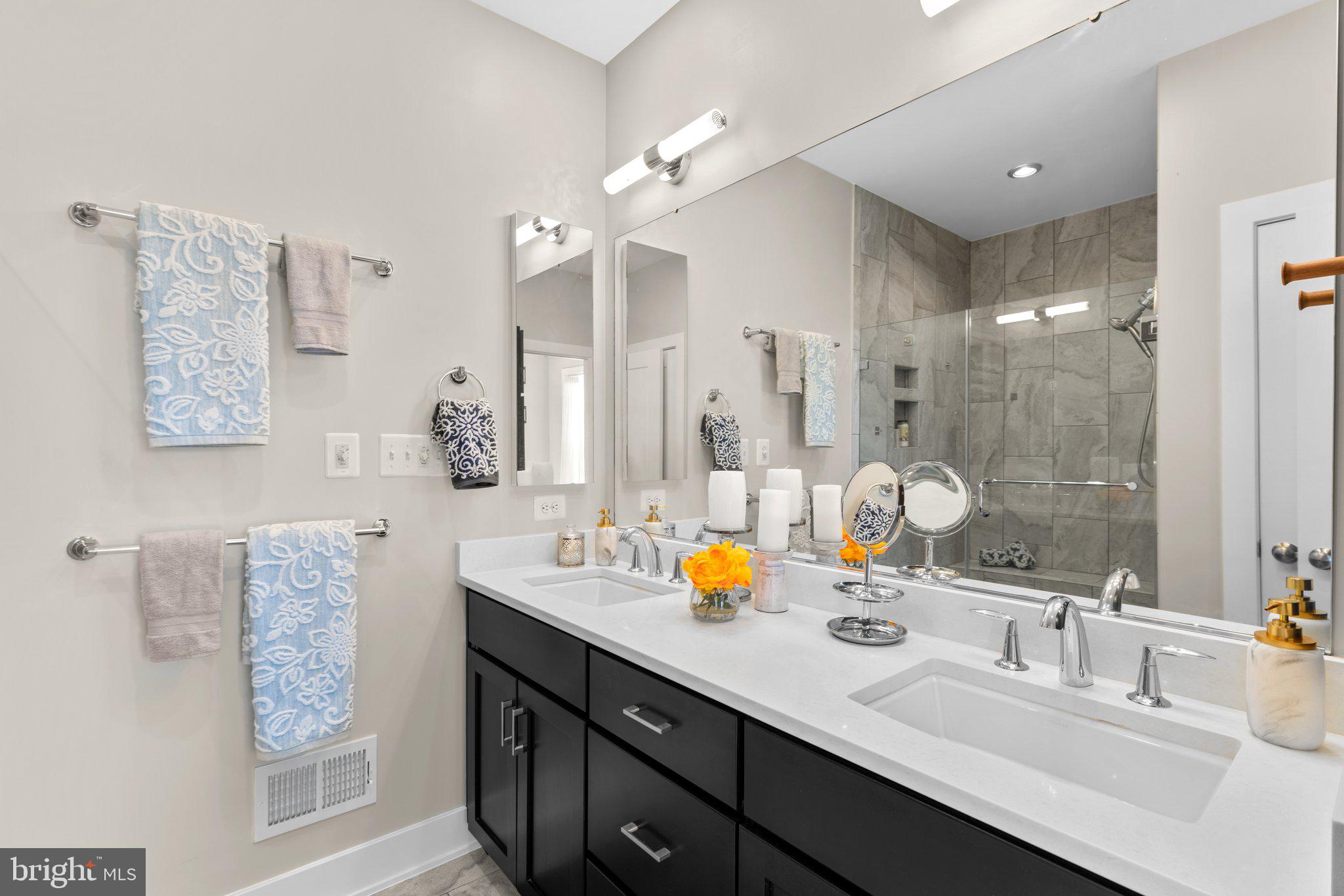 ROCKVILLE OUTSIDE - Residential