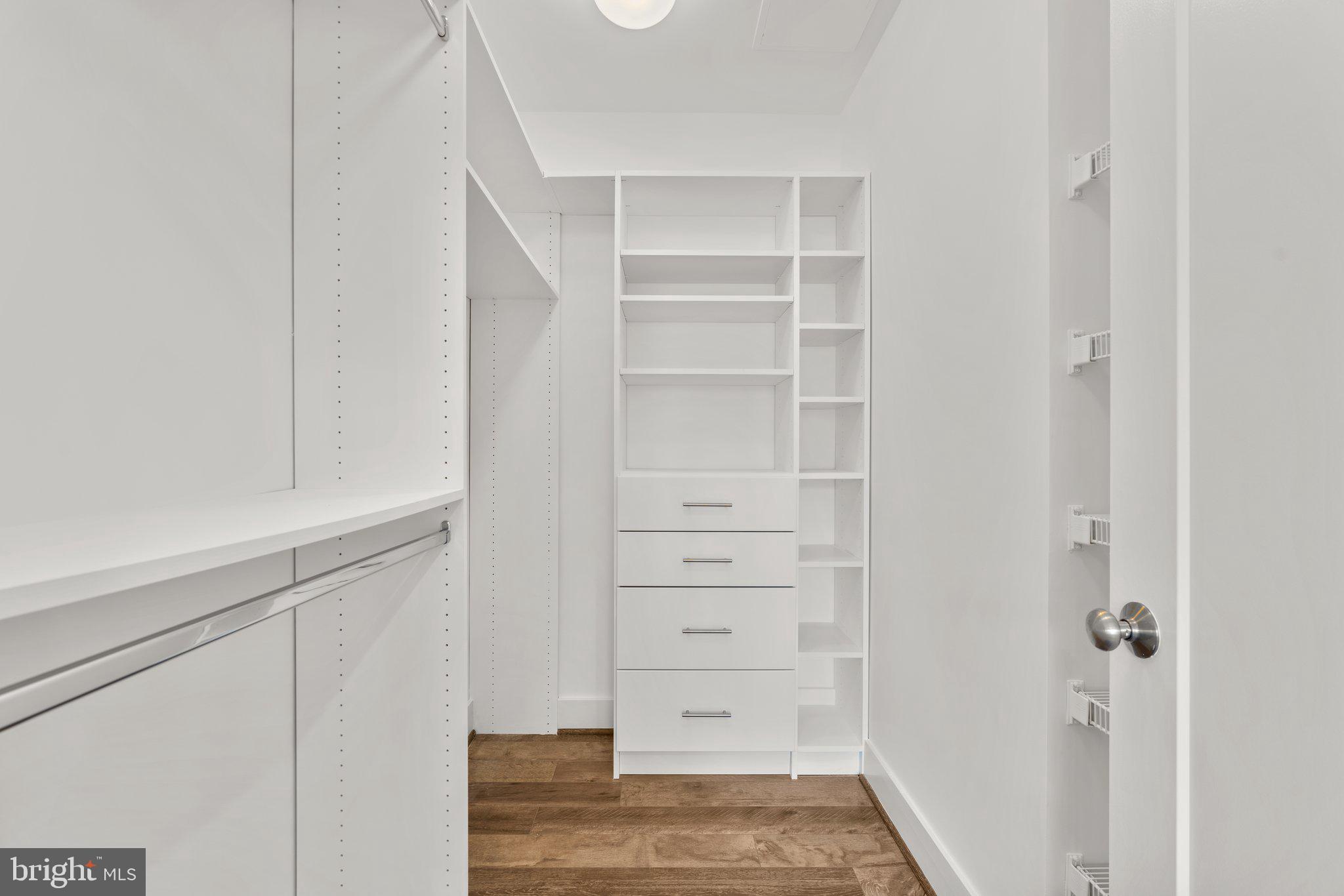 ROCKVILLE OUTSIDE - Residential